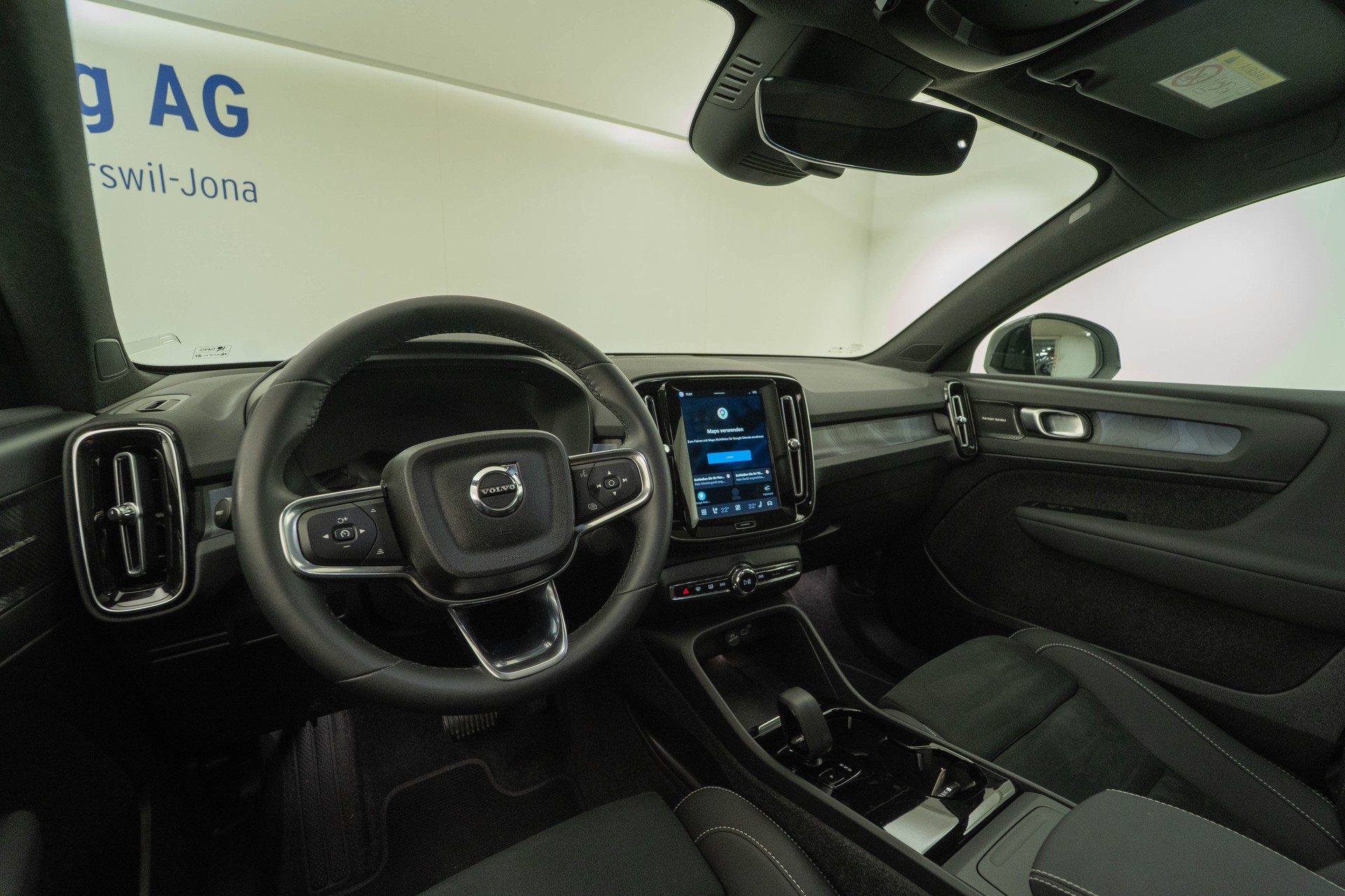 VOLVO C40 E80 Ultimate AWD-image-6