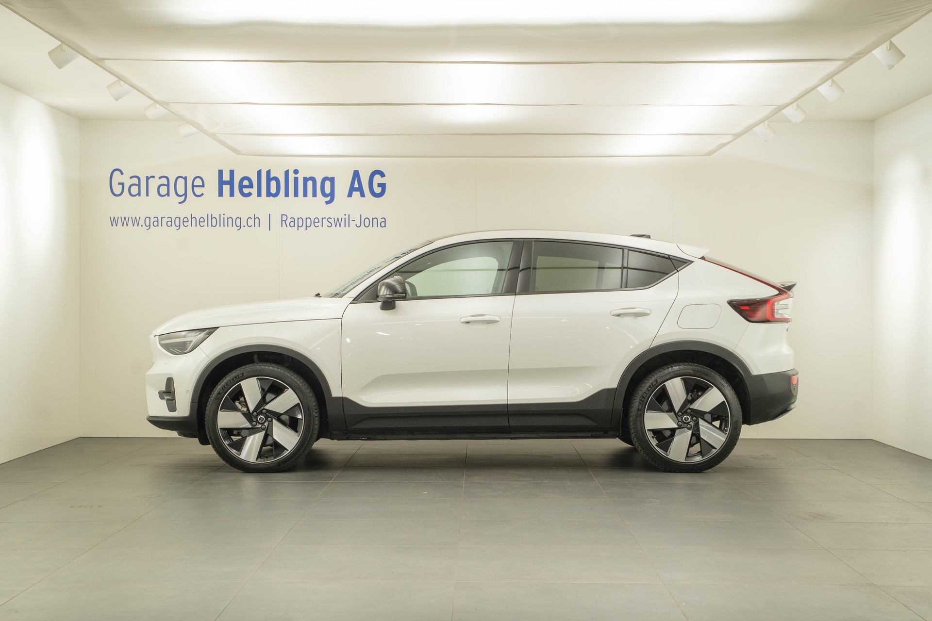 VOLVO C40 E80 Ultimate AWD-image-2