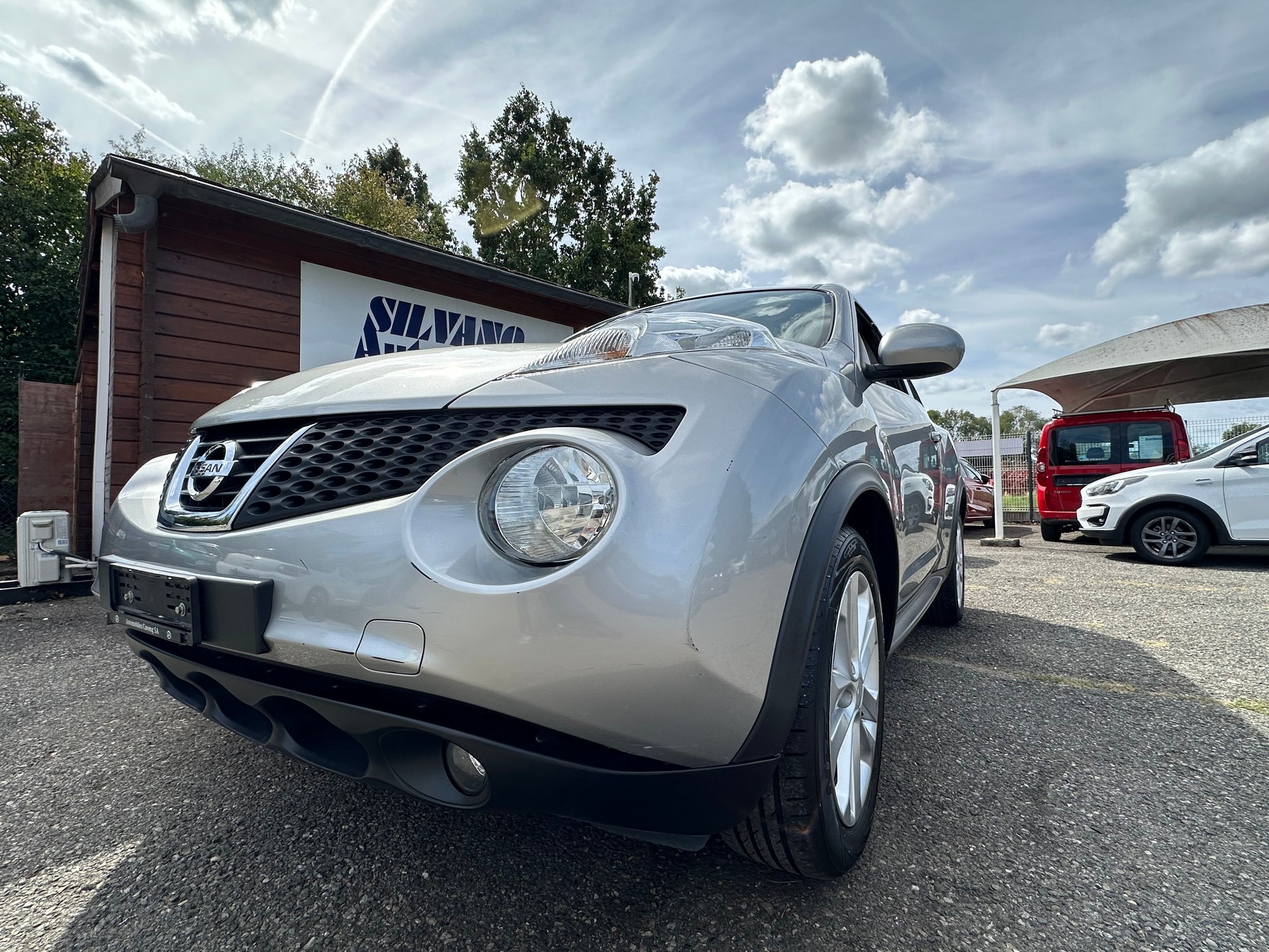 NISSAN Juke 1.6 tekna Xtronic CVT-image-4