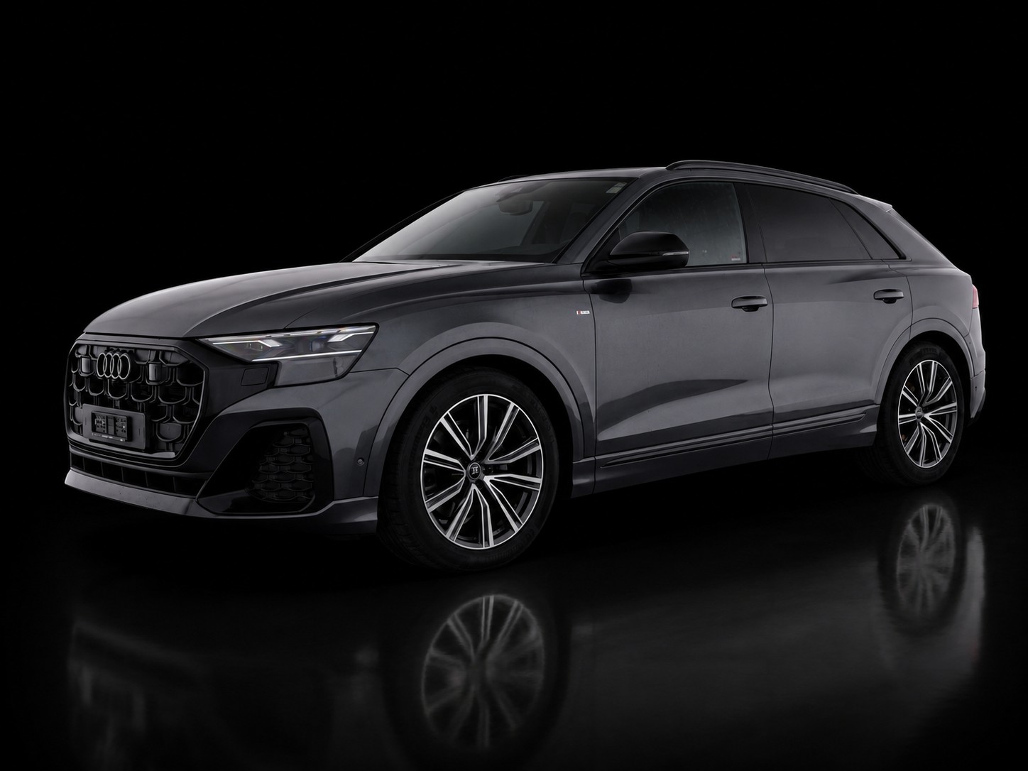 AUDI Q8 SUV TDI quattro 210 kW tiptronic-image-0