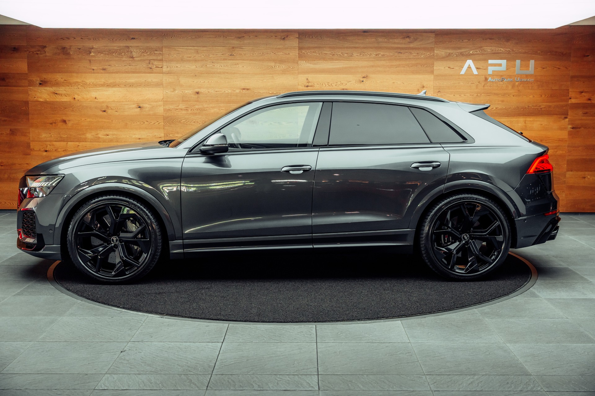 AUDI RSQ8 quattro tiptronic-image-8