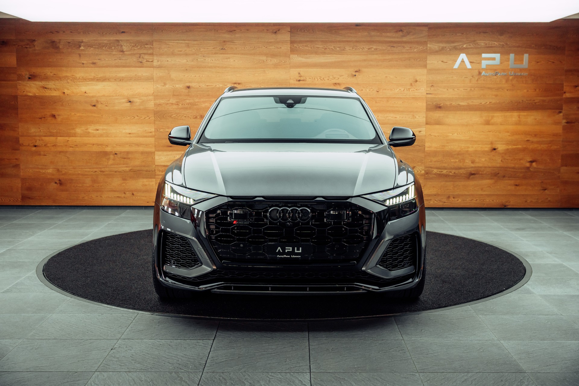 AUDI RSQ8 quattro tiptronic-image-17
