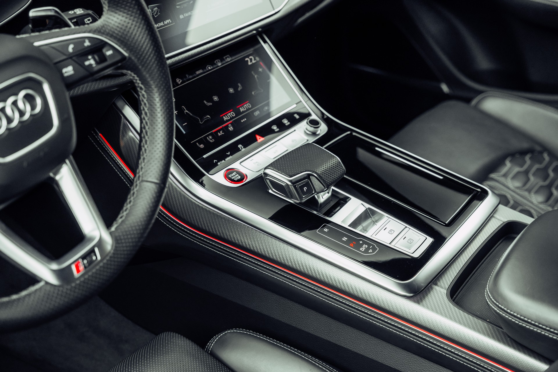 AUDI RSQ8 quattro tiptronic-image-11
