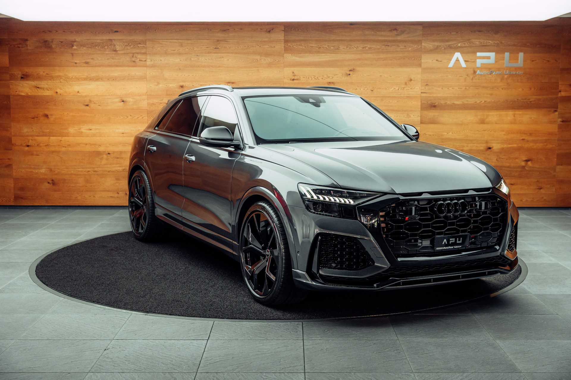 AUDI RSQ8 quattro tiptronic-image-0