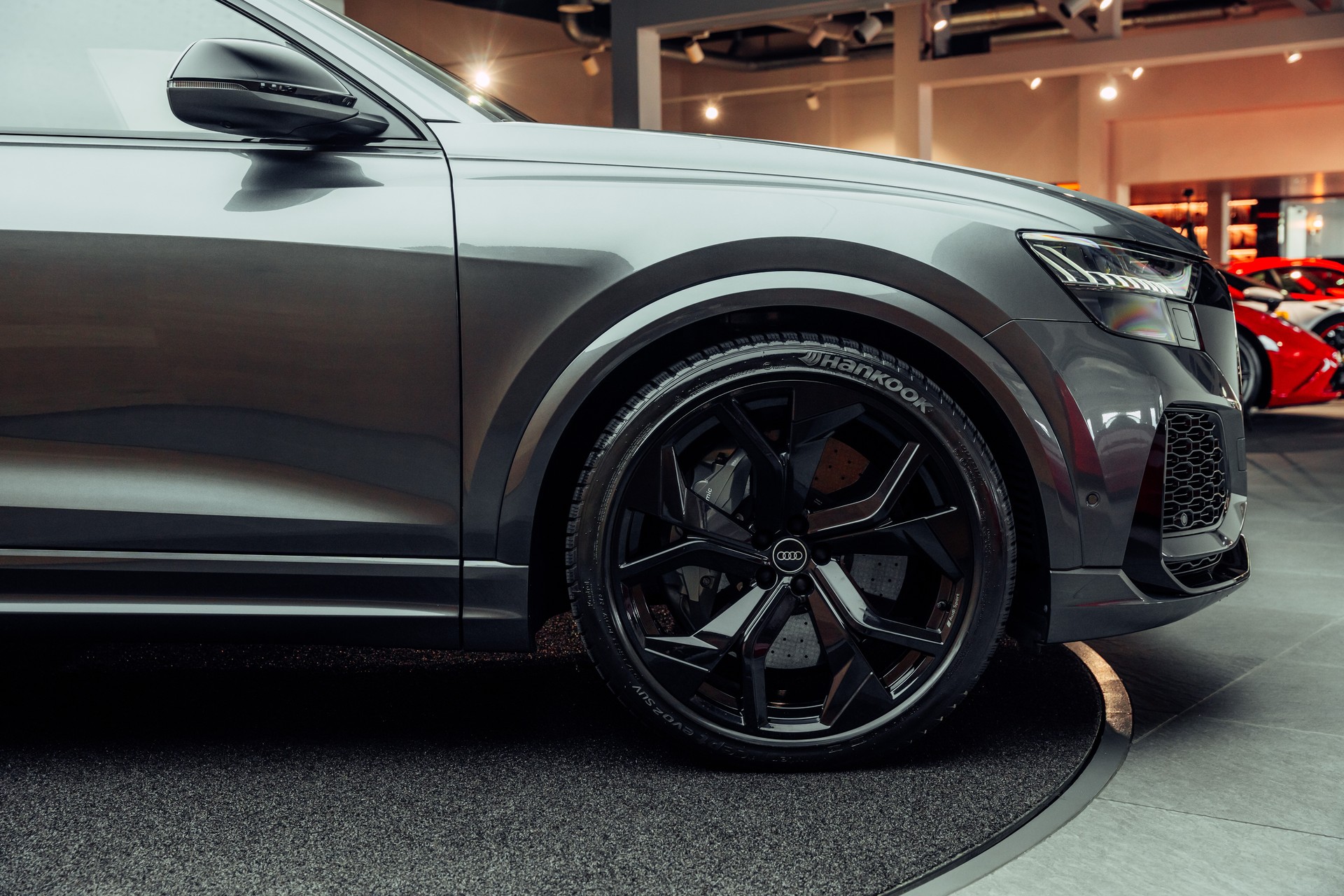 AUDI RSQ8 quattro tiptronic-image-19