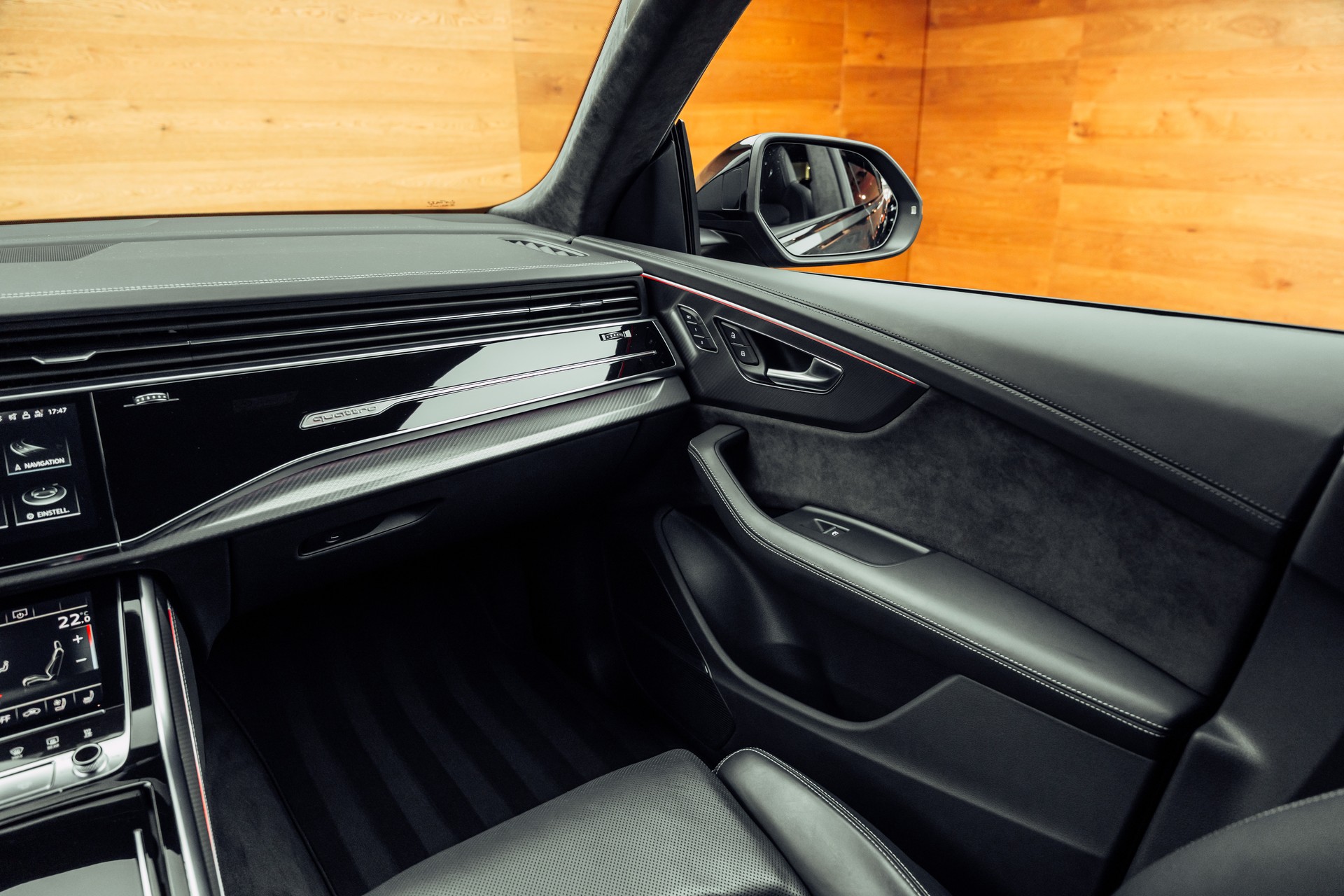 AUDI RSQ8 quattro tiptronic-image-10