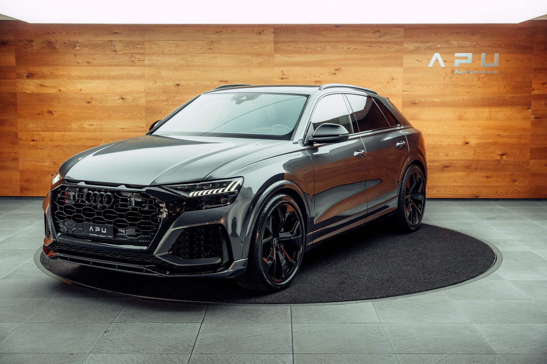 AUDI RSQ8 quattro tiptronic-image-3