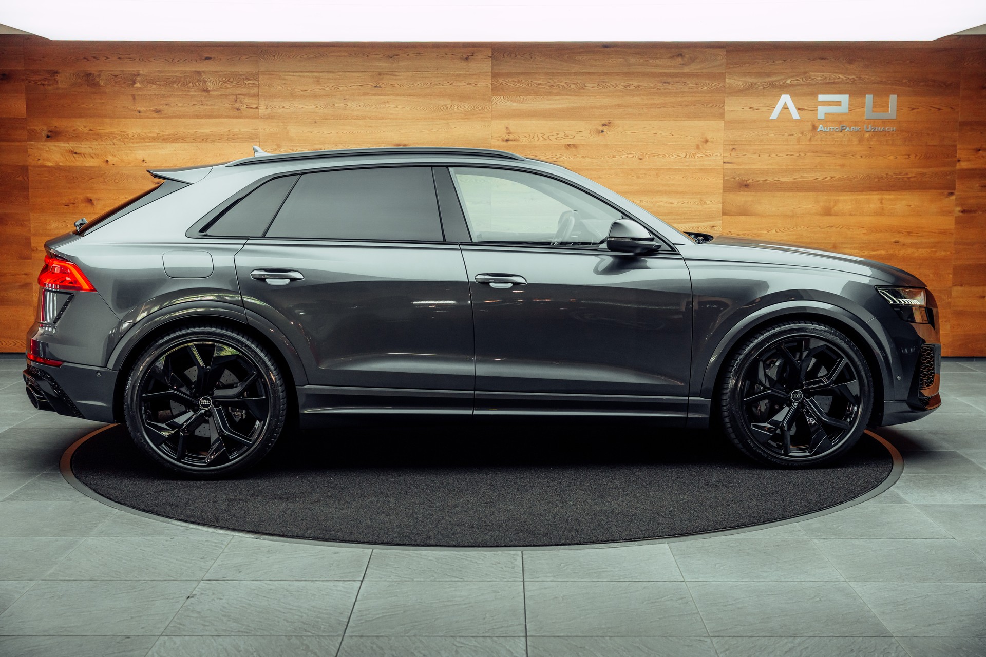 AUDI RSQ8 quattro tiptronic-image-9