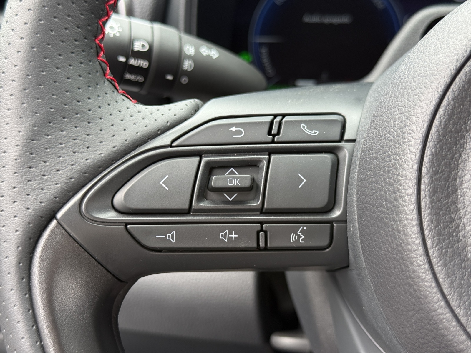 TOYOTA Yaris 1.5 GR Sport e-CVT (10 STÜCK)-image-21