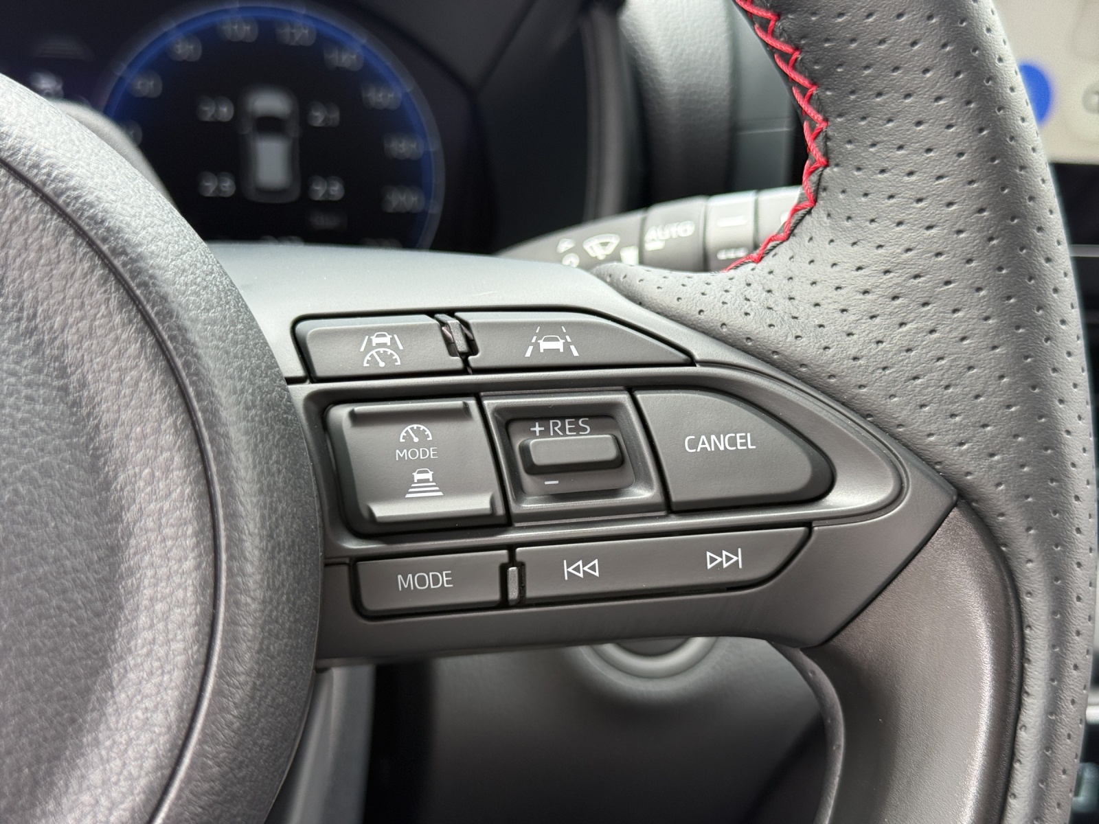 TOYOTA Yaris 1.5 GR Sport e-CVT (10 STÜCK)-image-22