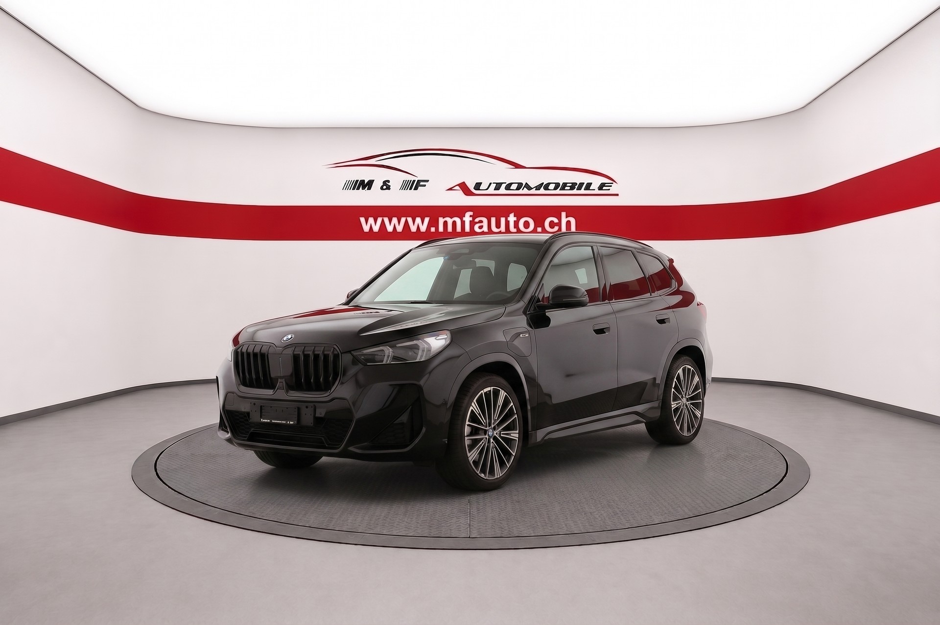 BMW X1 30e xDrive M Sport * Pack Innovation CH FAHRZEUG *-image-0