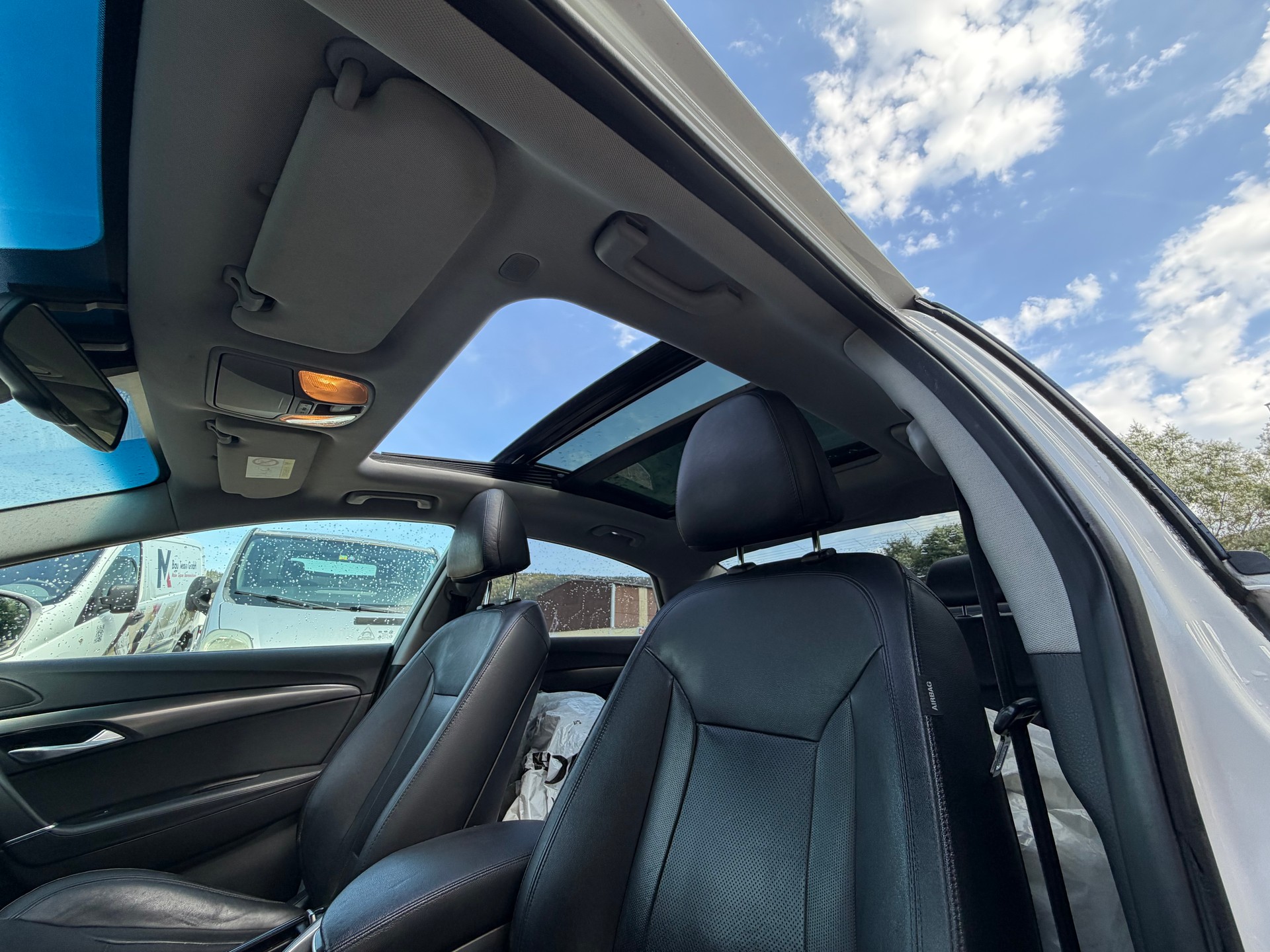 HYUNDAI i40 1.7 CRDI Premium Automatic-image-9