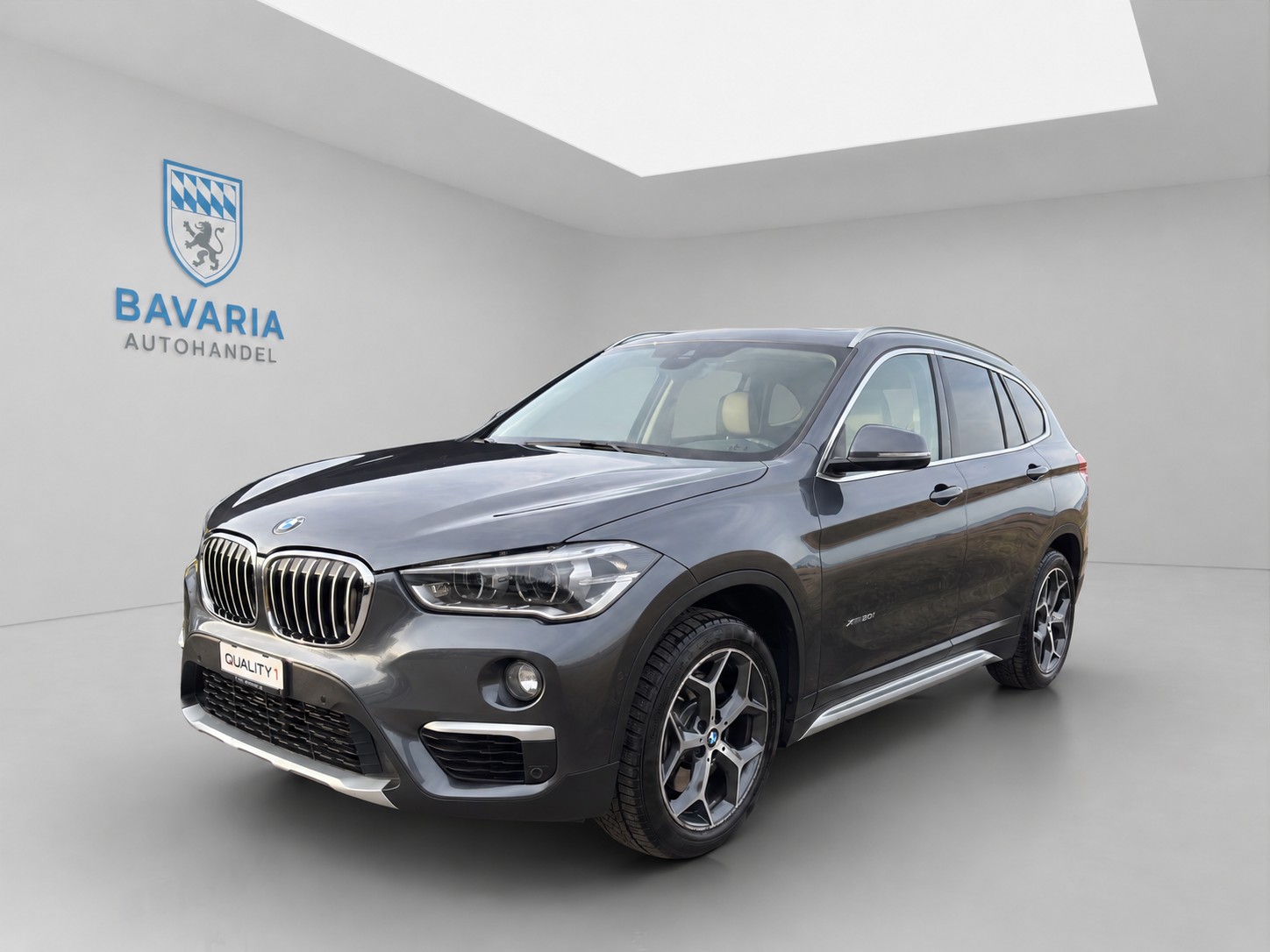 BMW X1 xDrive 20i Sport Line Steptronic-image-1