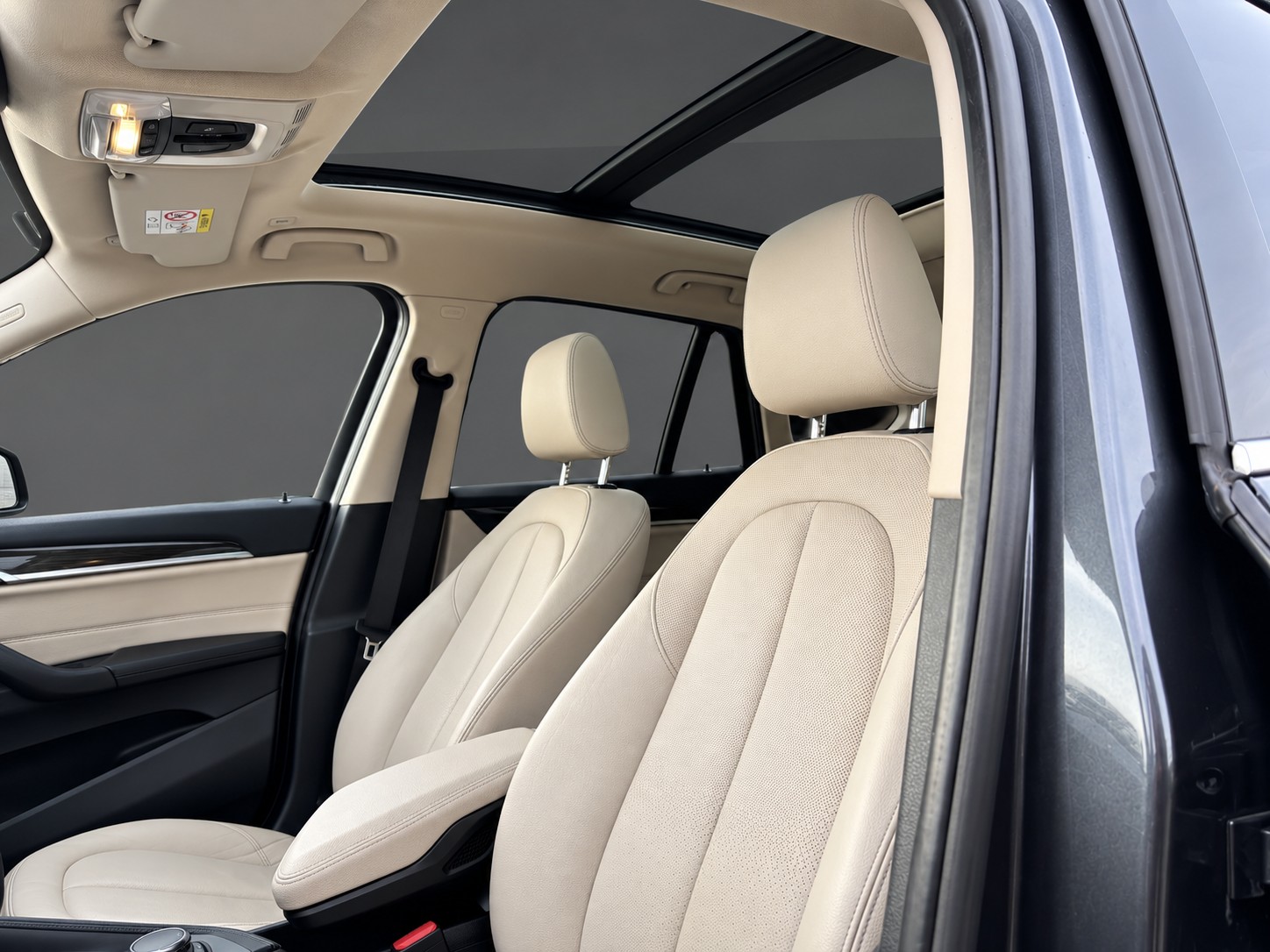 BMW X1 xDrive 20i Sport Line Steptronic-image-10