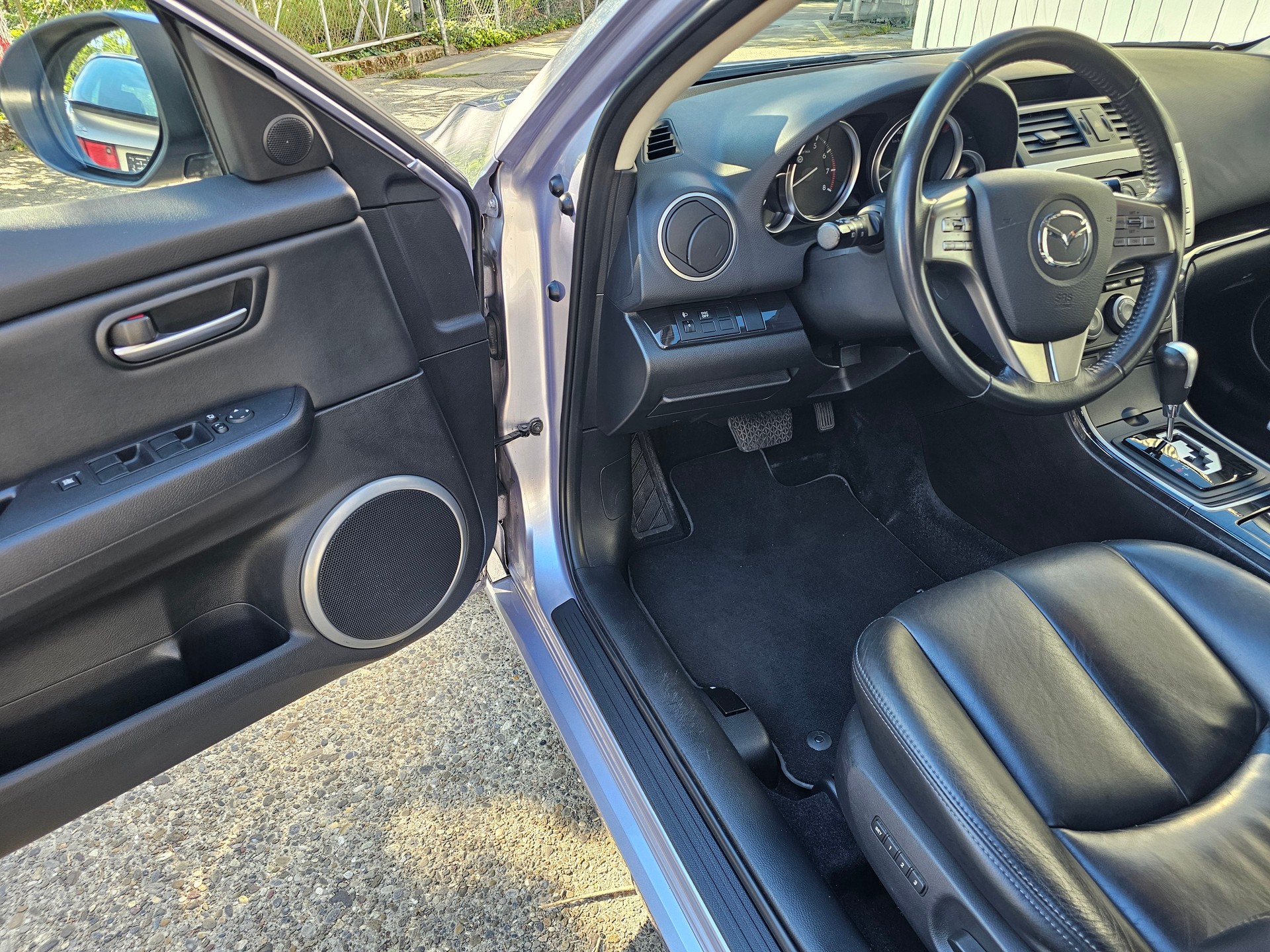 MAZDA 6 2.0 16V Exclusive Activematic-image-6