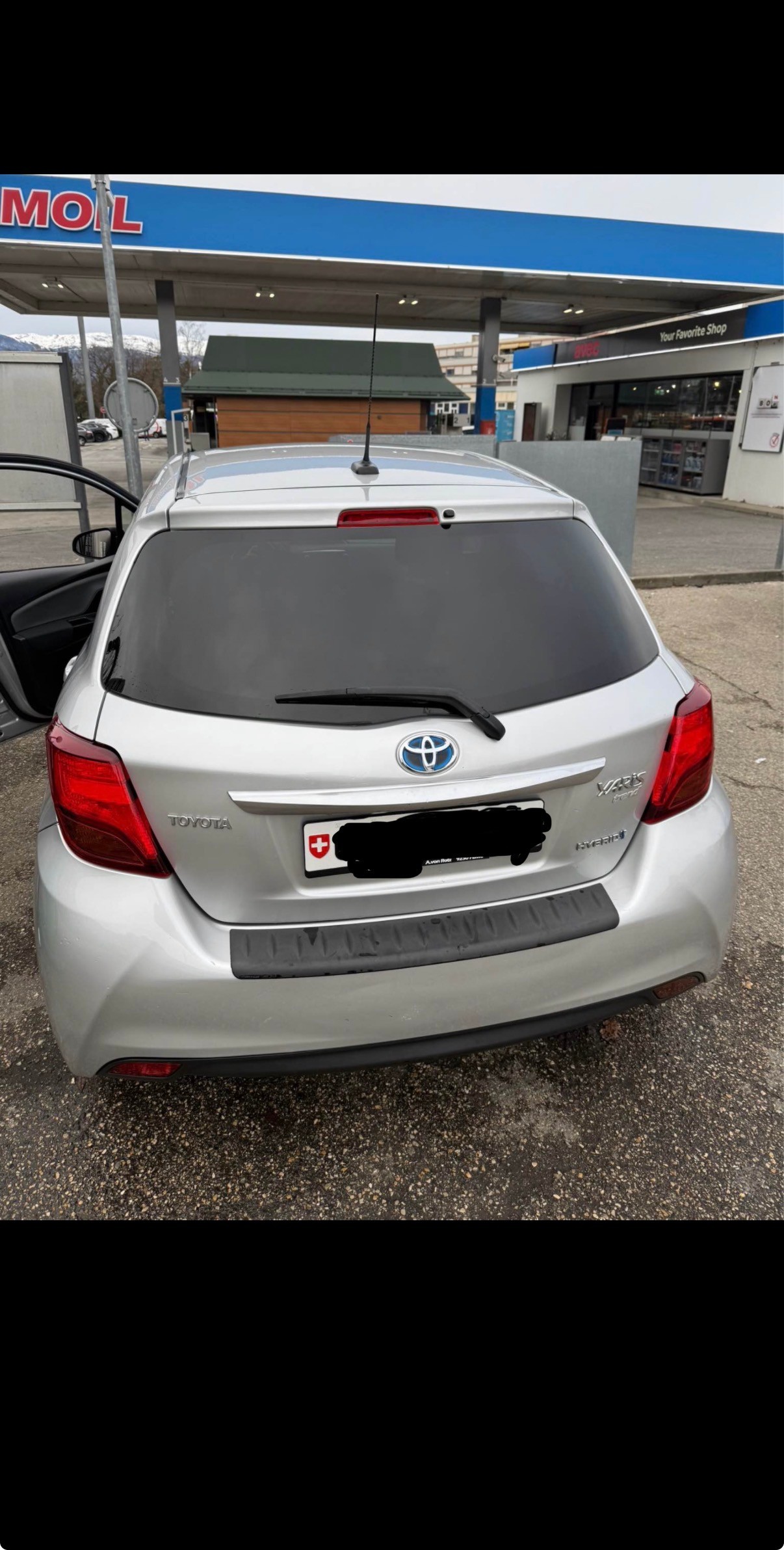 TOYOTA 1.5 VVT-i HSD Trend-image-3