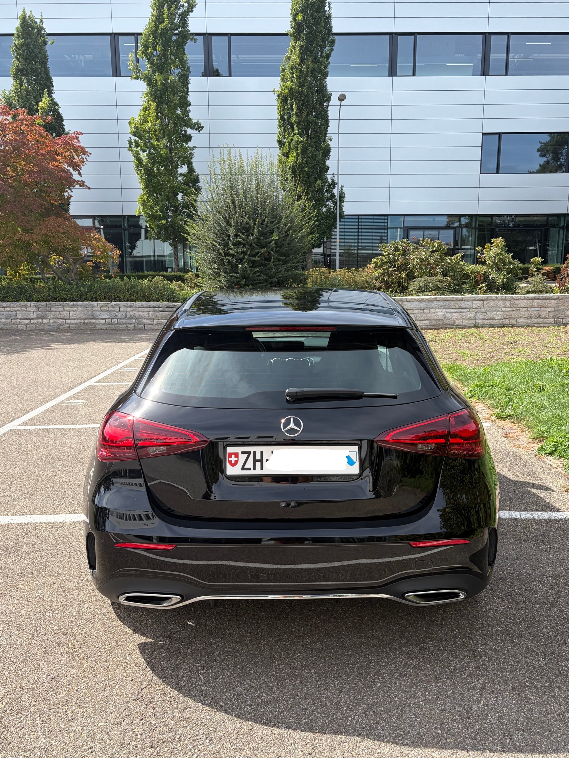 MERCEDES-BENZ A 200 AMG Line-image-2