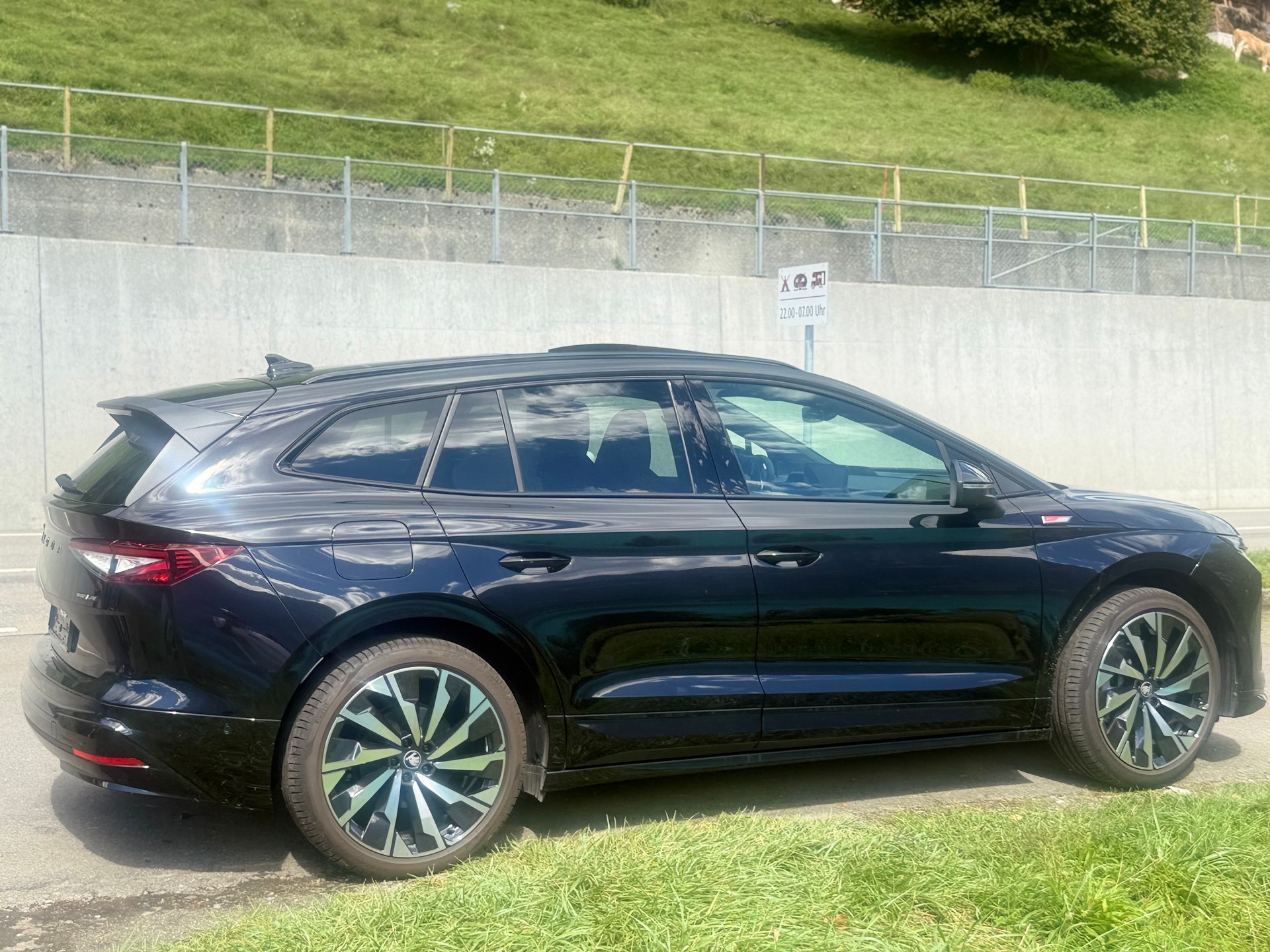 SKODA Enyaq 85x Sportline 4x4-image-6