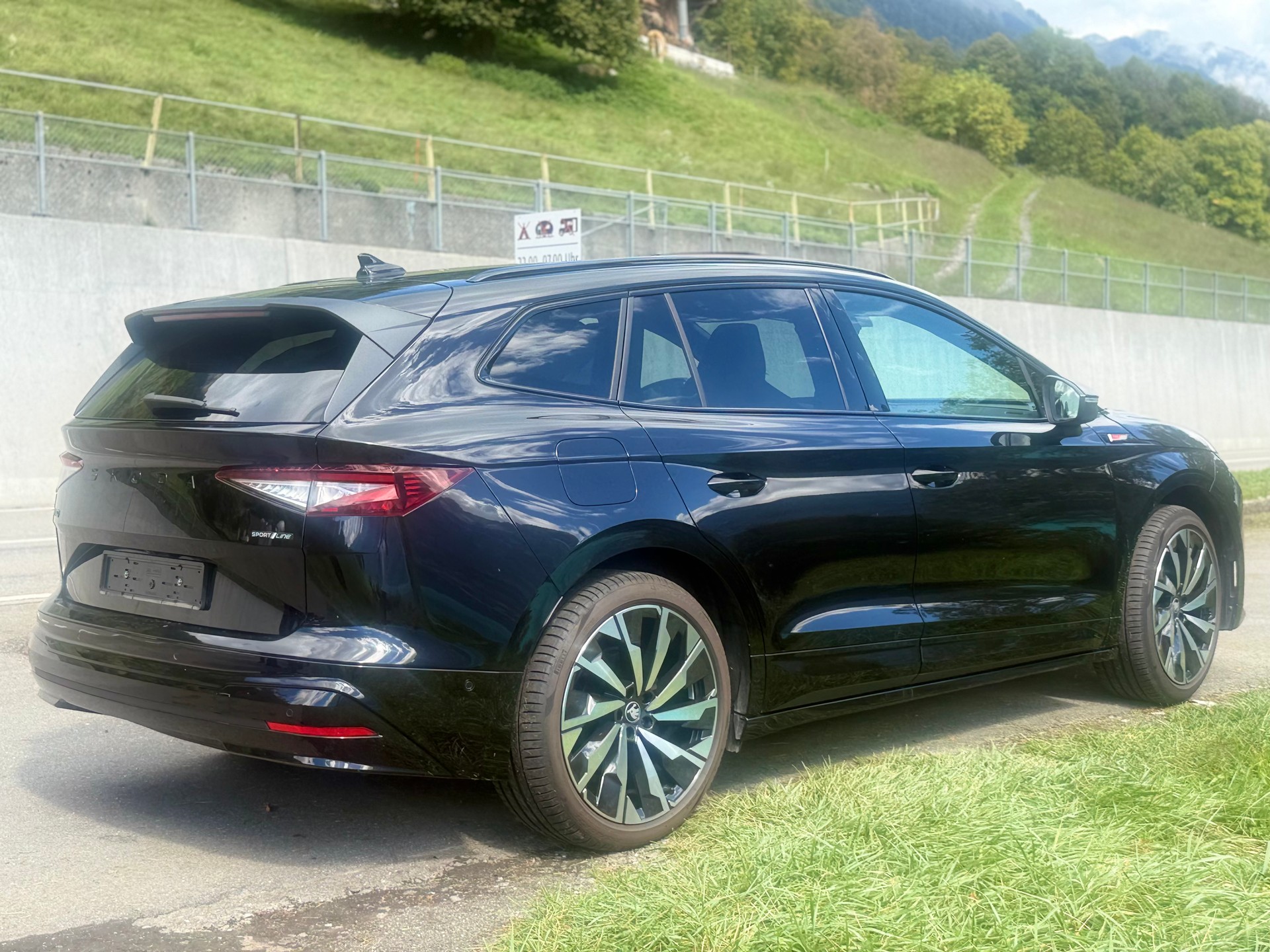 SKODA Enyaq 85x Sportline 4x4-image-7