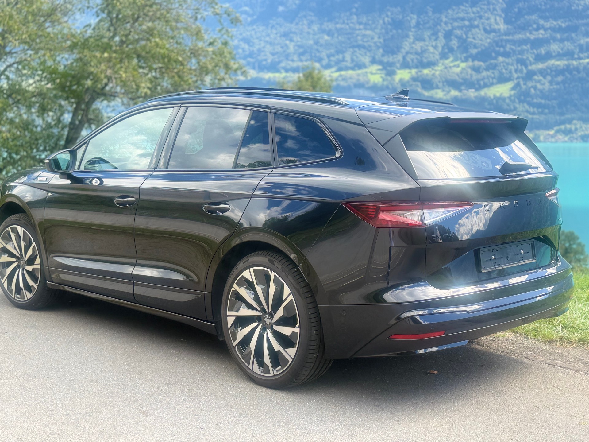 SKODA Enyaq 85x Sportline 4x4-image-19