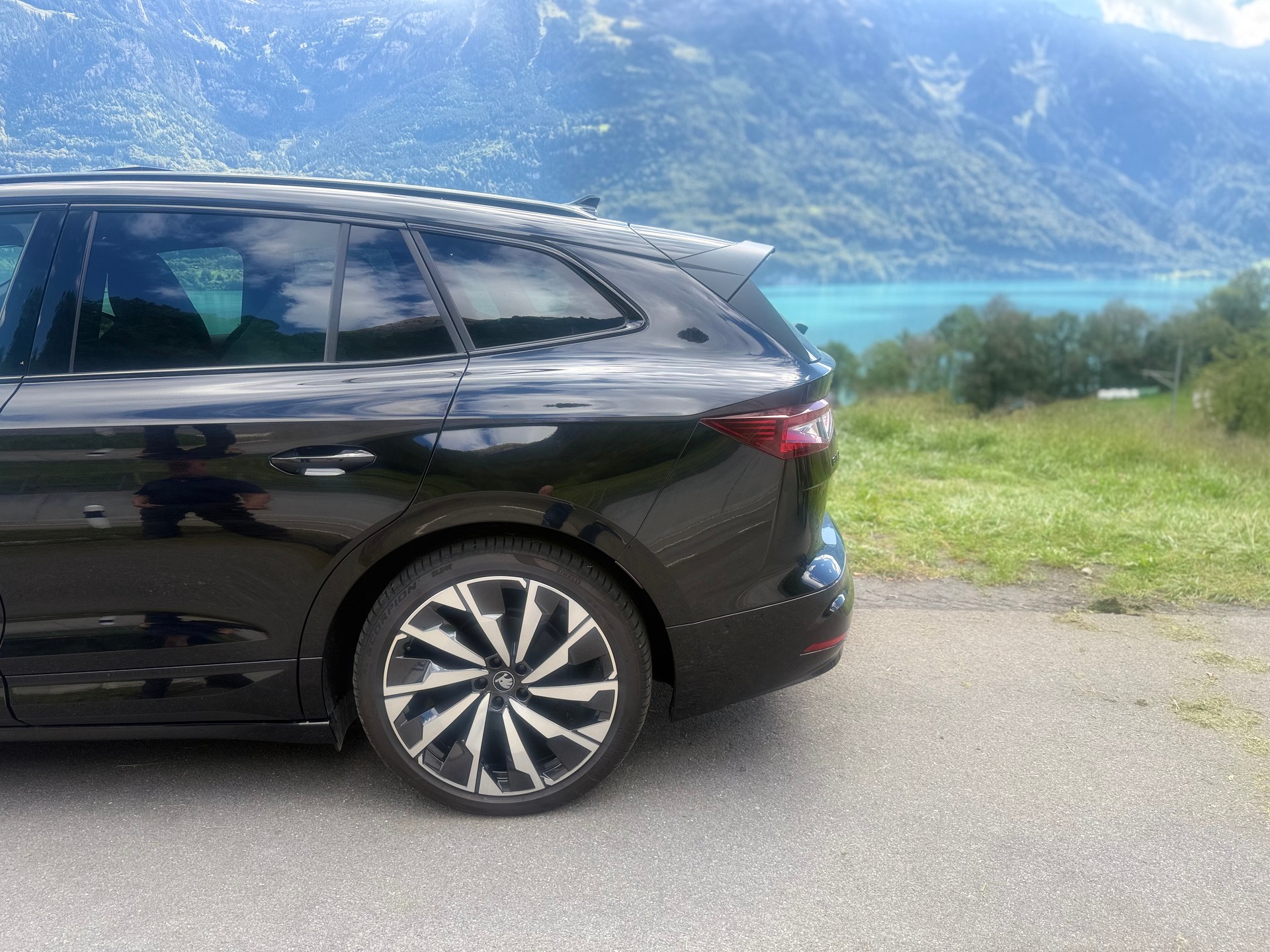 SKODA Enyaq 85x Sportline 4x4-image-25