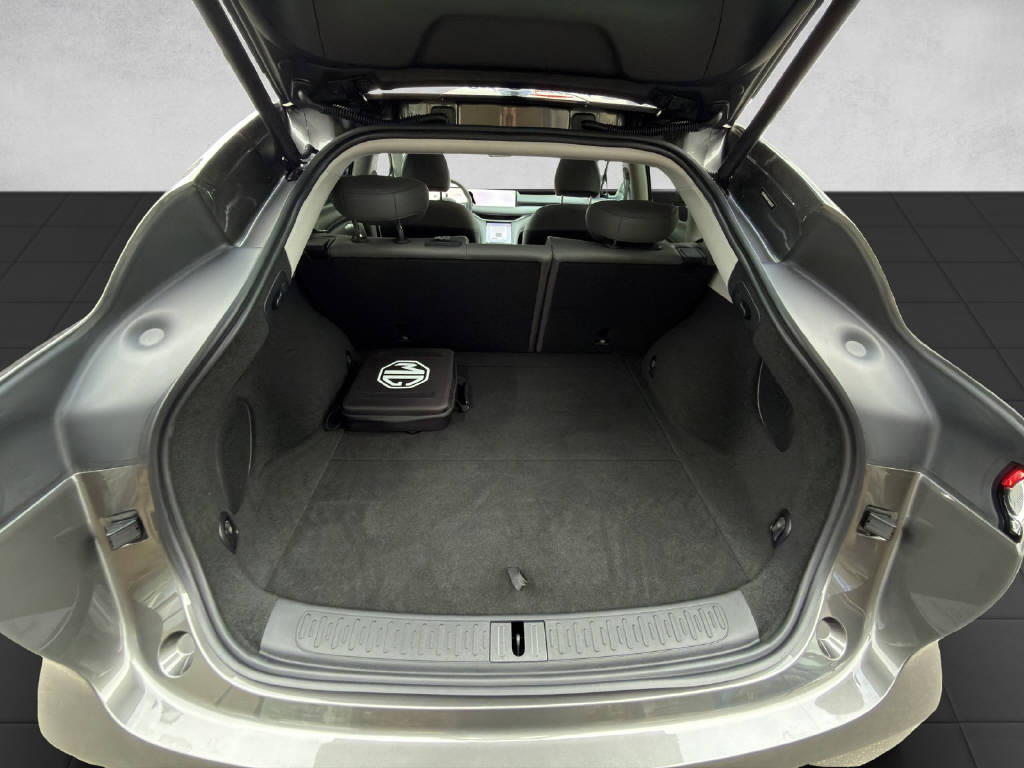 MG IM6 100 kWh Performance 4WD-image-5