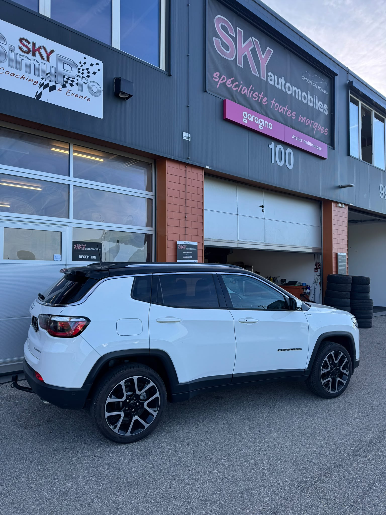 JEEP Compass 1.4 Turbo Limited AWD 9ATX-image-1