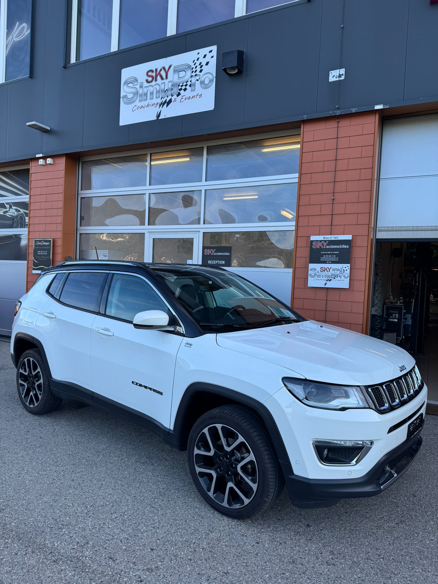 JEEP Compass 1.4 Turbo Limited AWD 9ATX-image-0