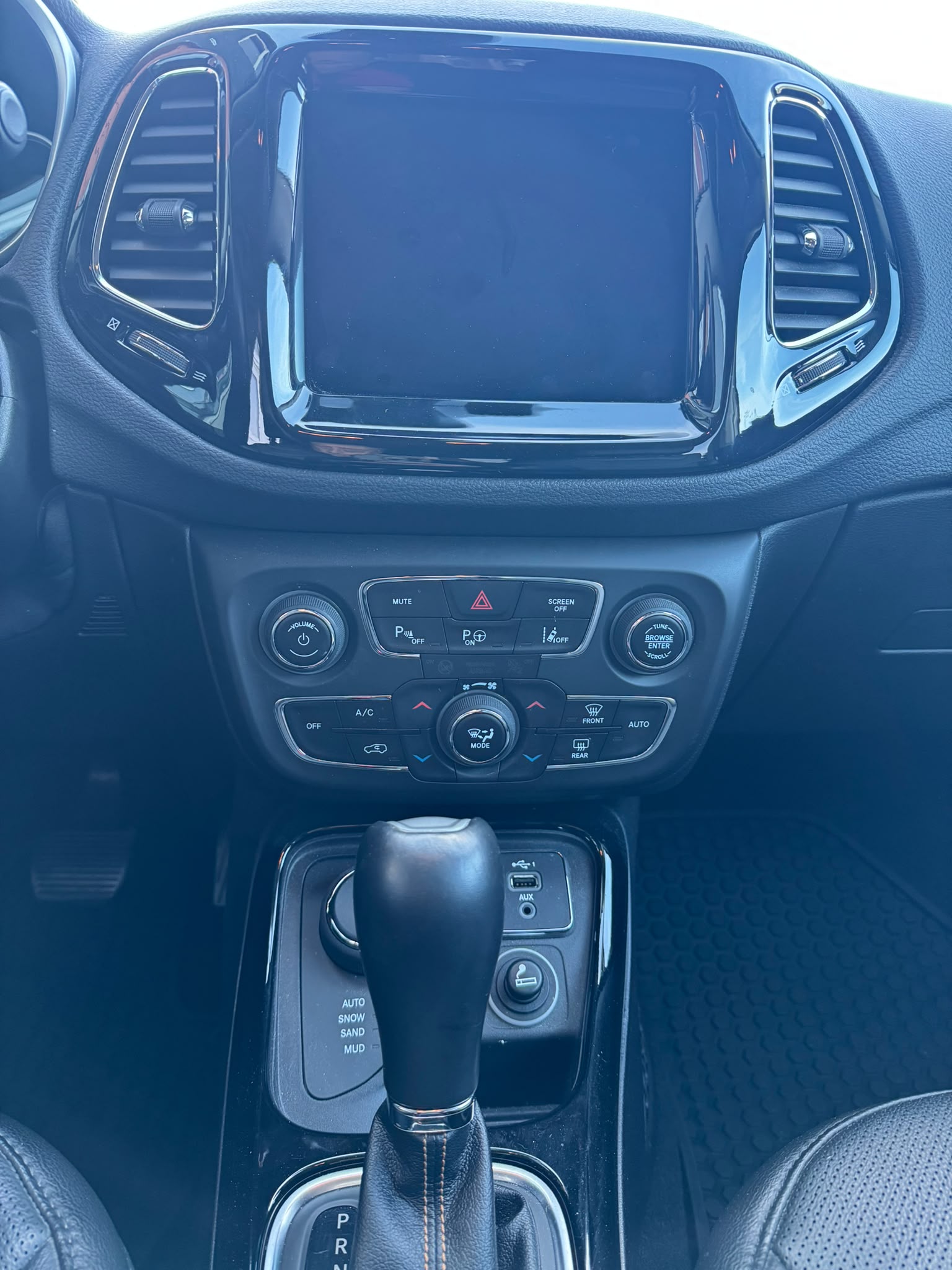 JEEP Compass 1.4 Turbo Limited AWD 9ATX-image-7