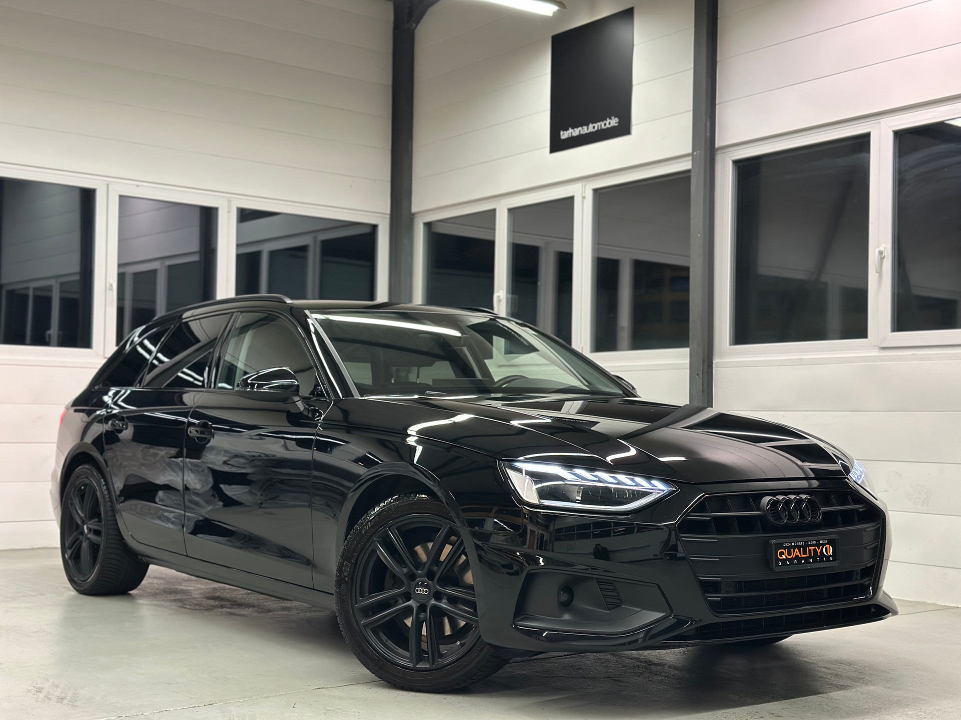 AUDI A4 Avant 35 TDI S-tronic *Full Black*-image-0