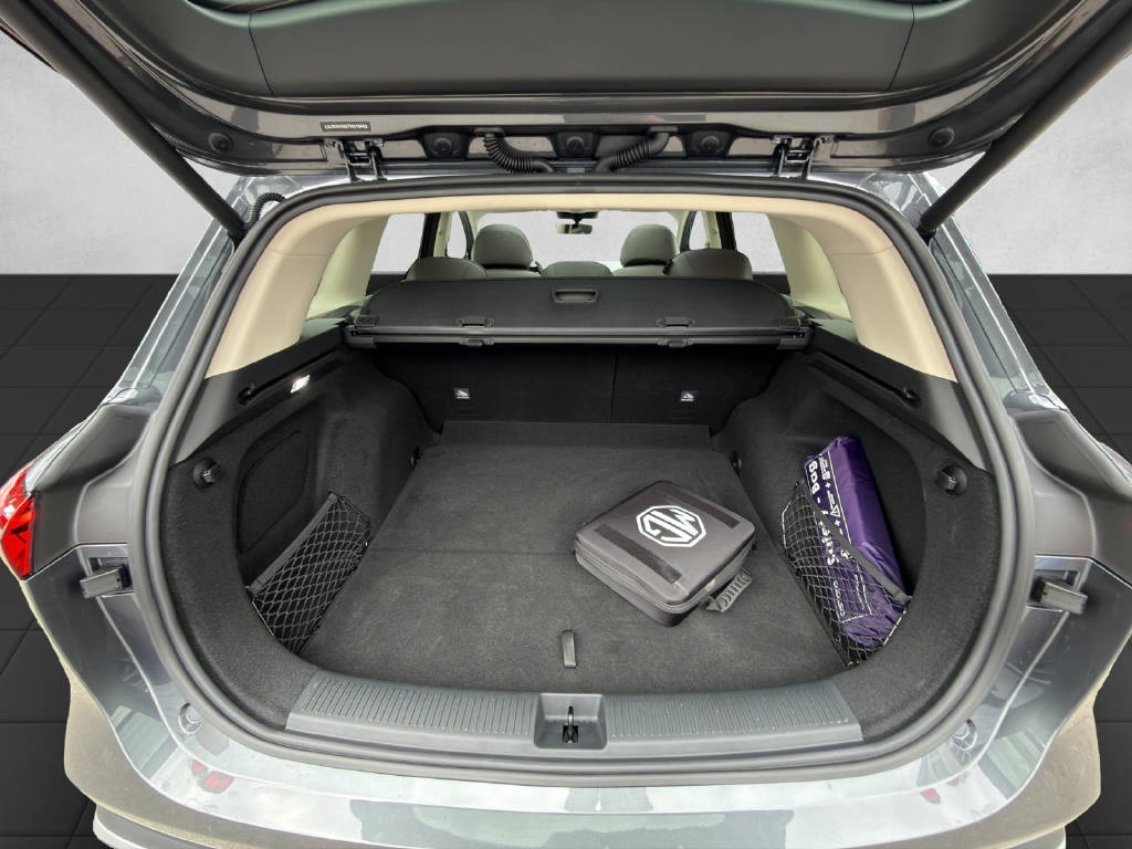 MG S6 EV 77 kWh Luxury 4WD-image-5