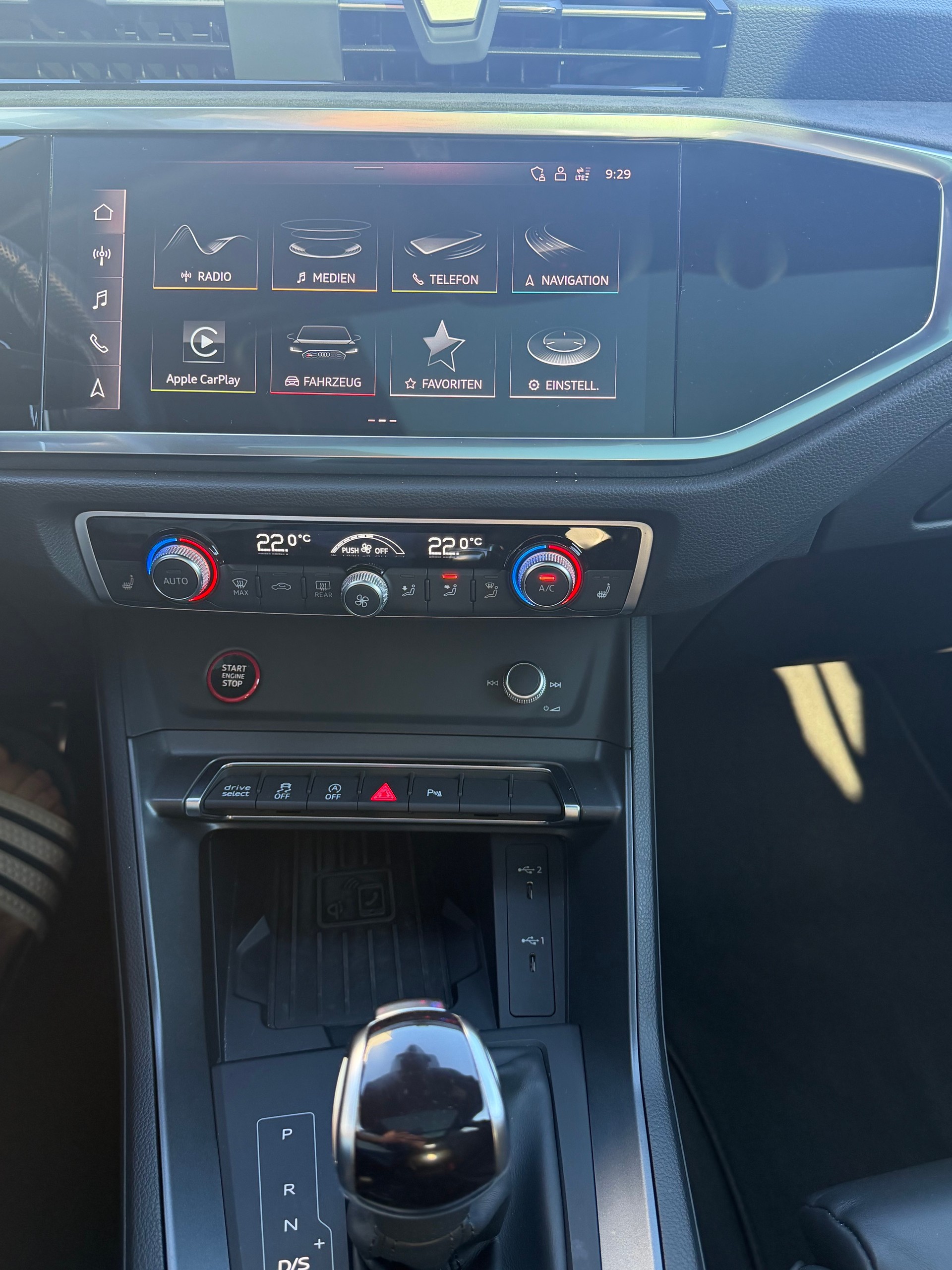AUDI RS Q3 2.5 TFSI quattro S tronic-image-7