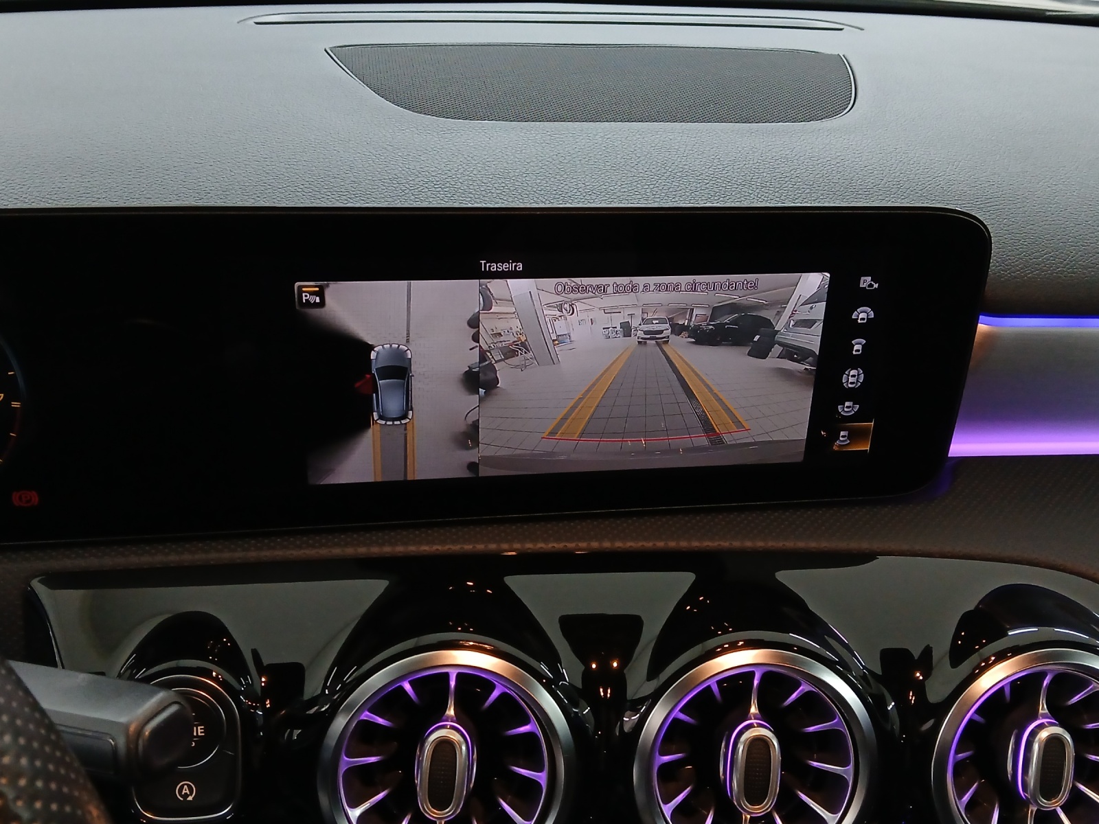 MERCEDES-BENZ A 45 S AMG 4Matic+ Speedshift-image-15