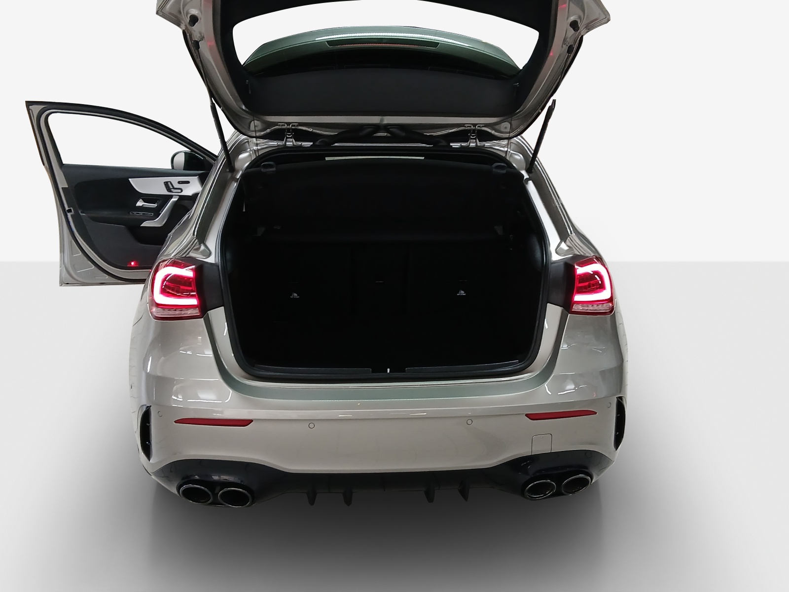 MERCEDES-BENZ A 45 S AMG 4Matic+ Speedshift-image-12