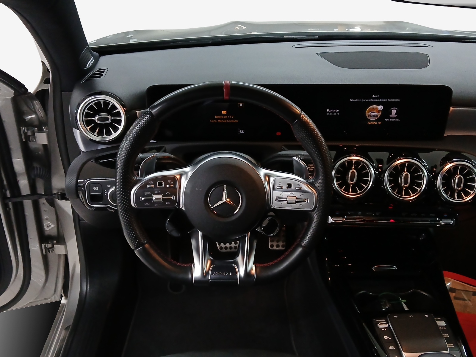 MERCEDES-BENZ A 45 S AMG 4Matic+ Speedshift-image-9