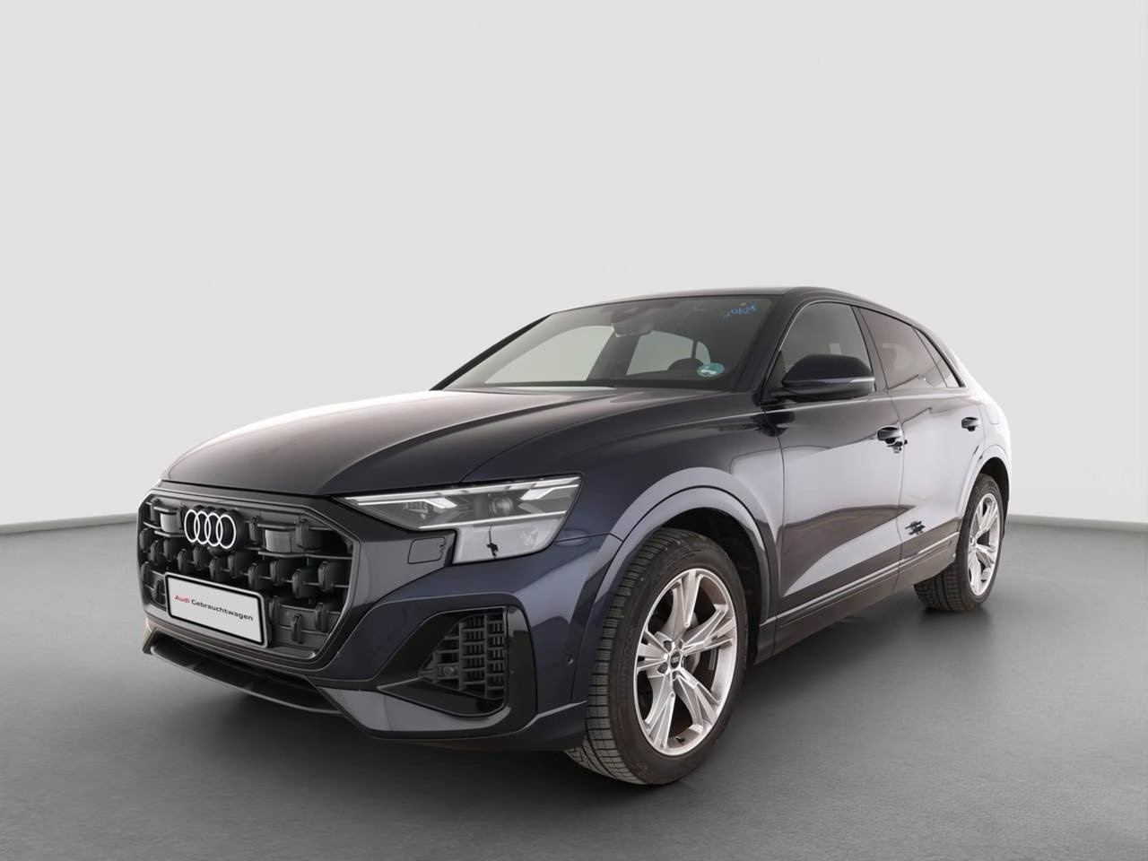 AUDI Q8 SUV TFSI e quattro 290 kW* S-Line,Panodach,5-Jahre Werksgarantie*-image-0