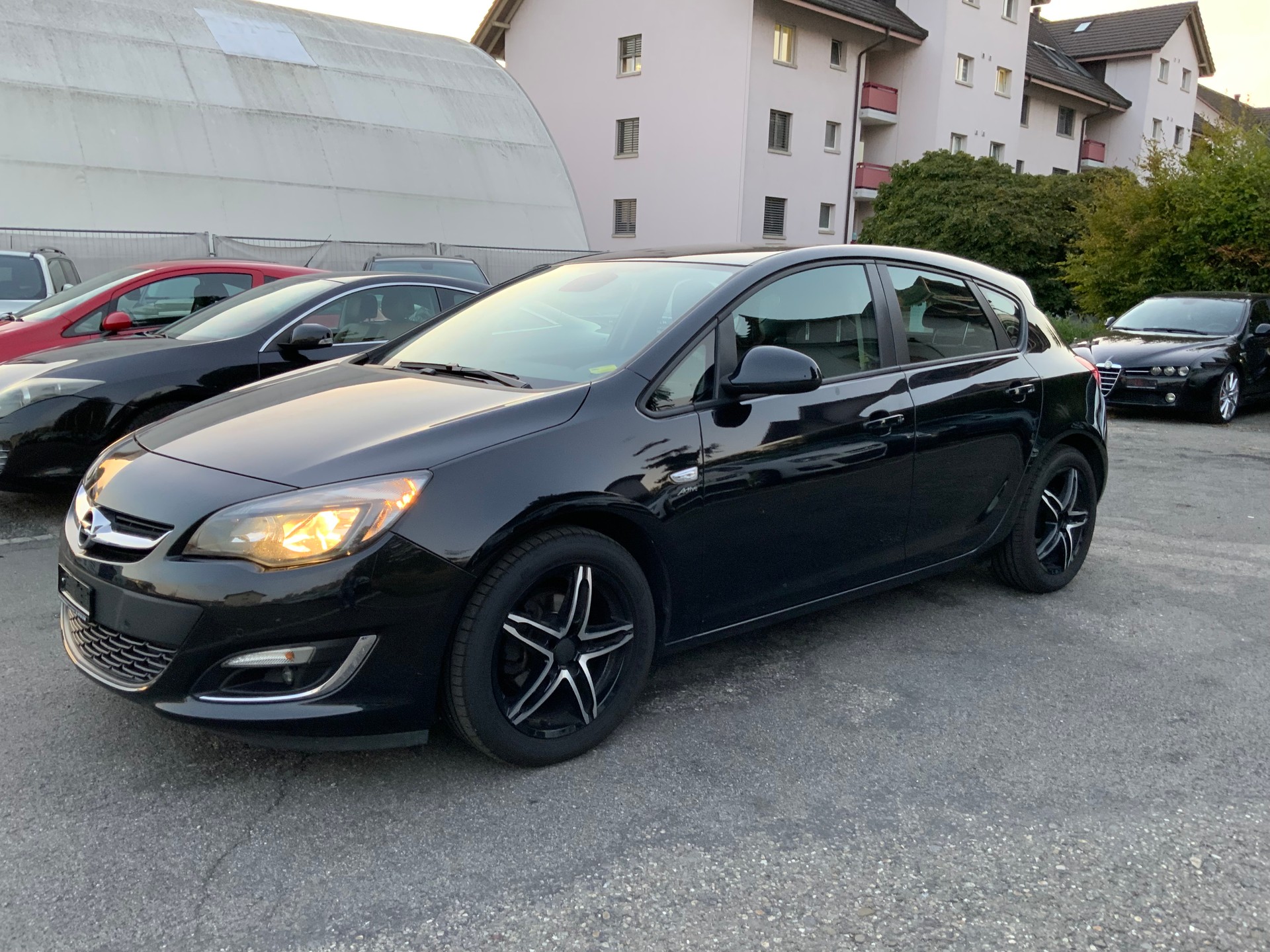 OPEL Astra 1.4i 16V Turbo Active Edition-image-1