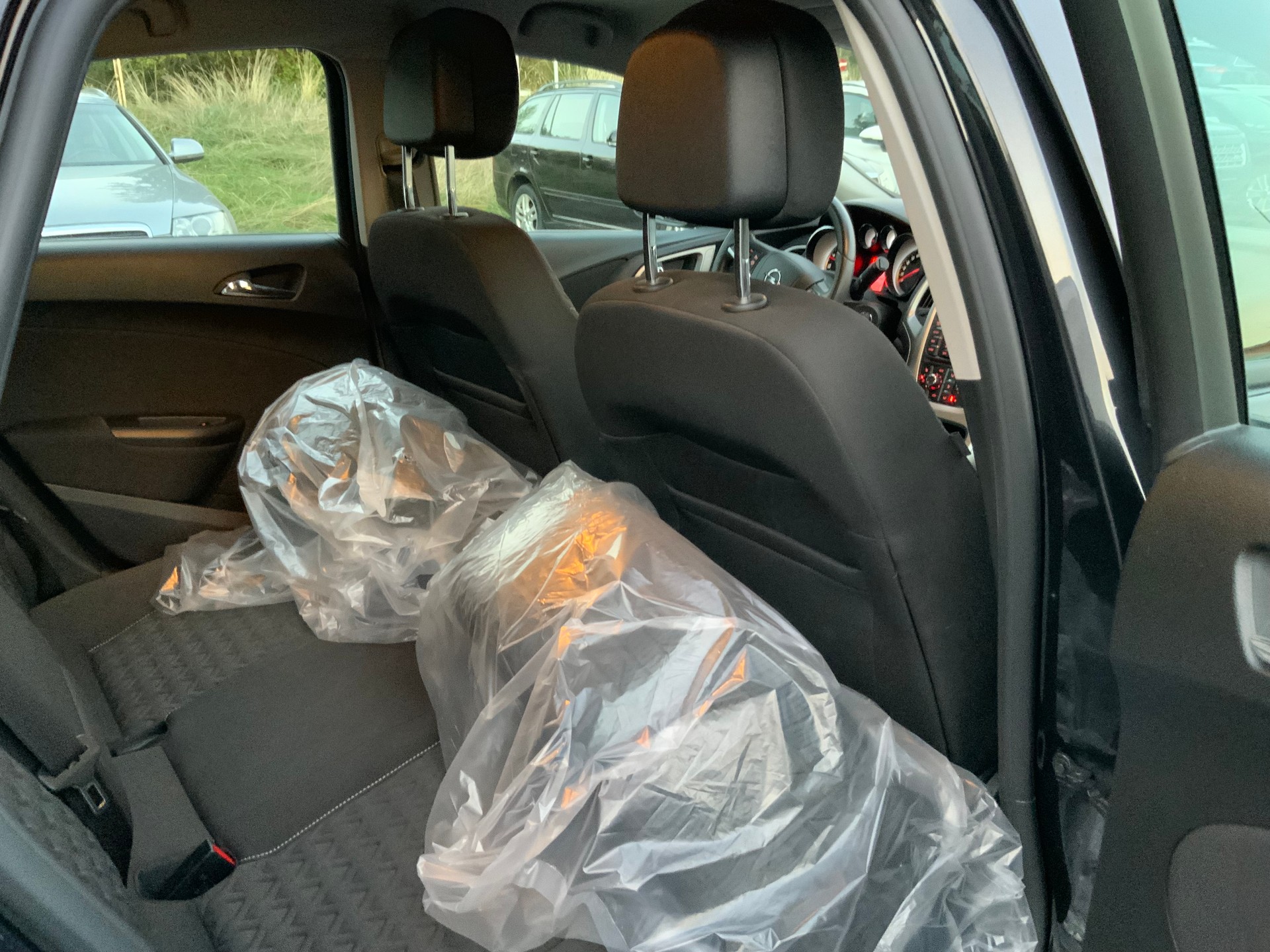 OPEL Astra 1.4i 16V Turbo Active Edition-image-13