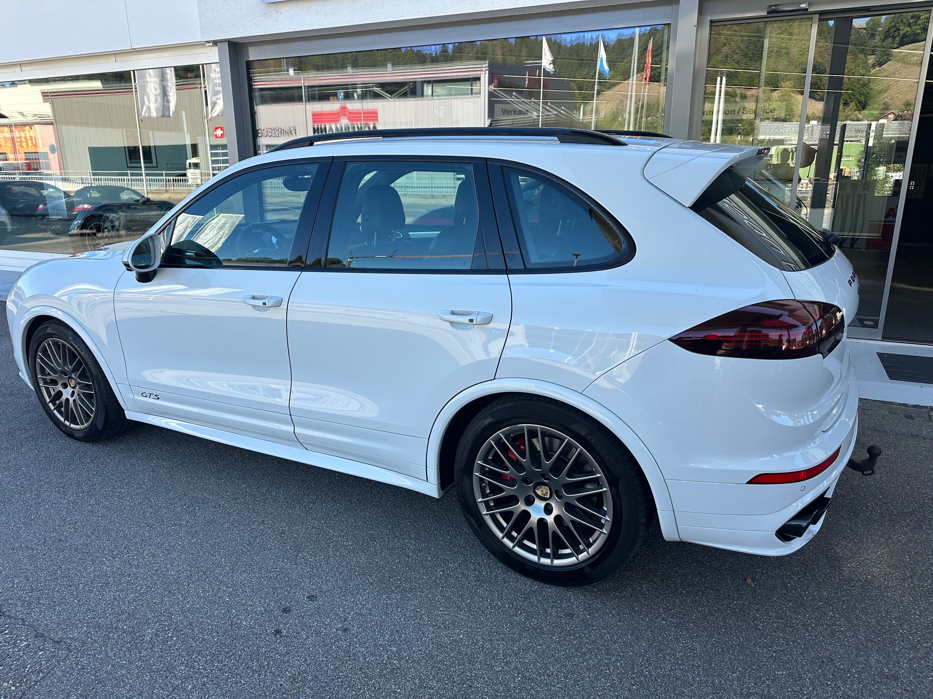 PORSCHE Cayenne GTS AHK 3.5T-image-13