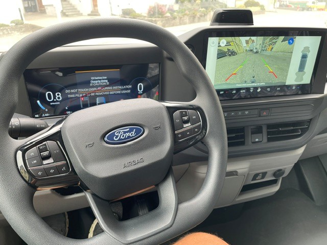 FORD Spez. Preis L2H1 Automat 136 Ps mit 2 x Schiebetüren und Ahk 2.8 To u.s.w-image-15