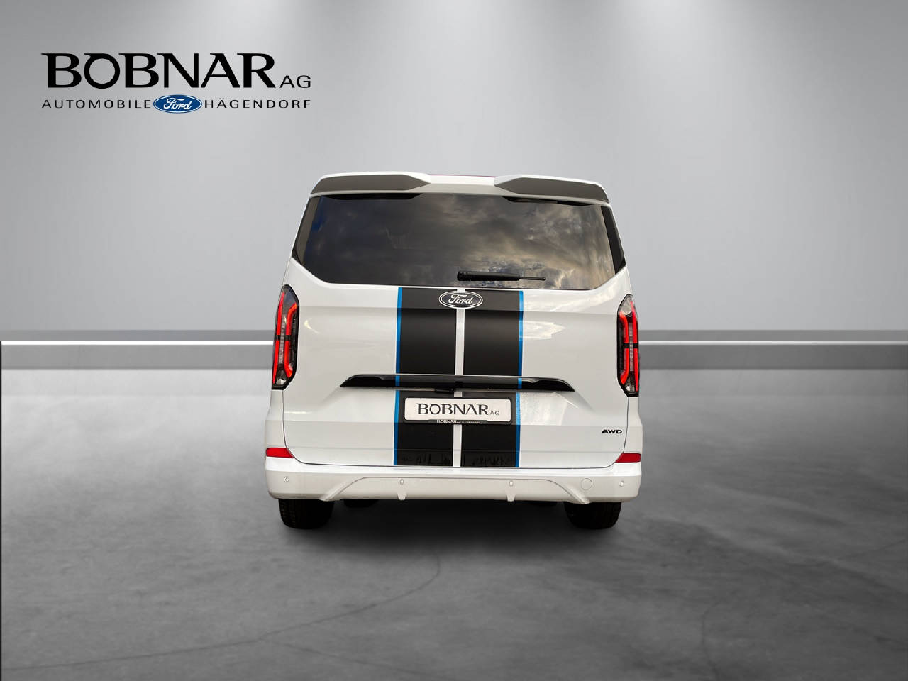 FORD Tourneo Custom 320 L1 2.0 EcoBlue 170 Sport 4x4-image-14