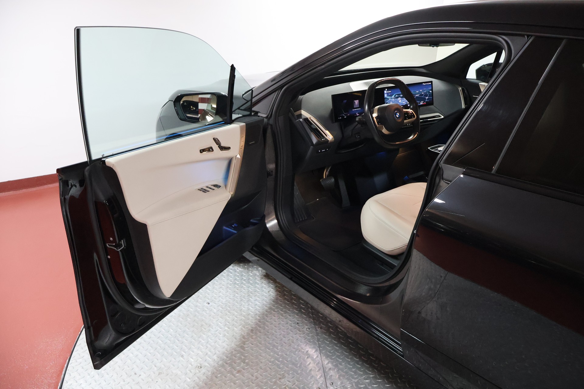 BMW iX xDrive50-image-4