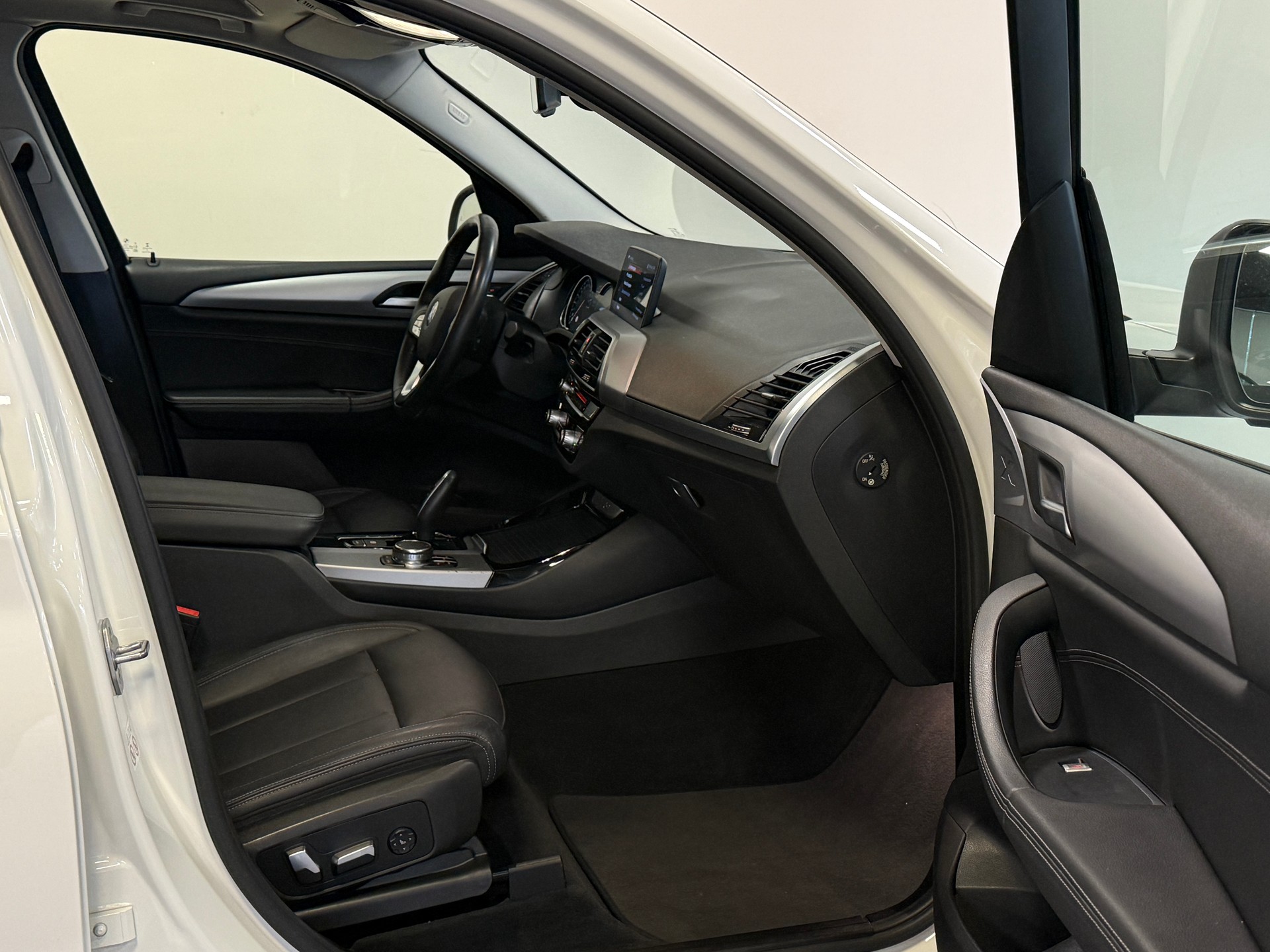 BMW X3 xDrive 30d Steptronic *Facelift*-image-10