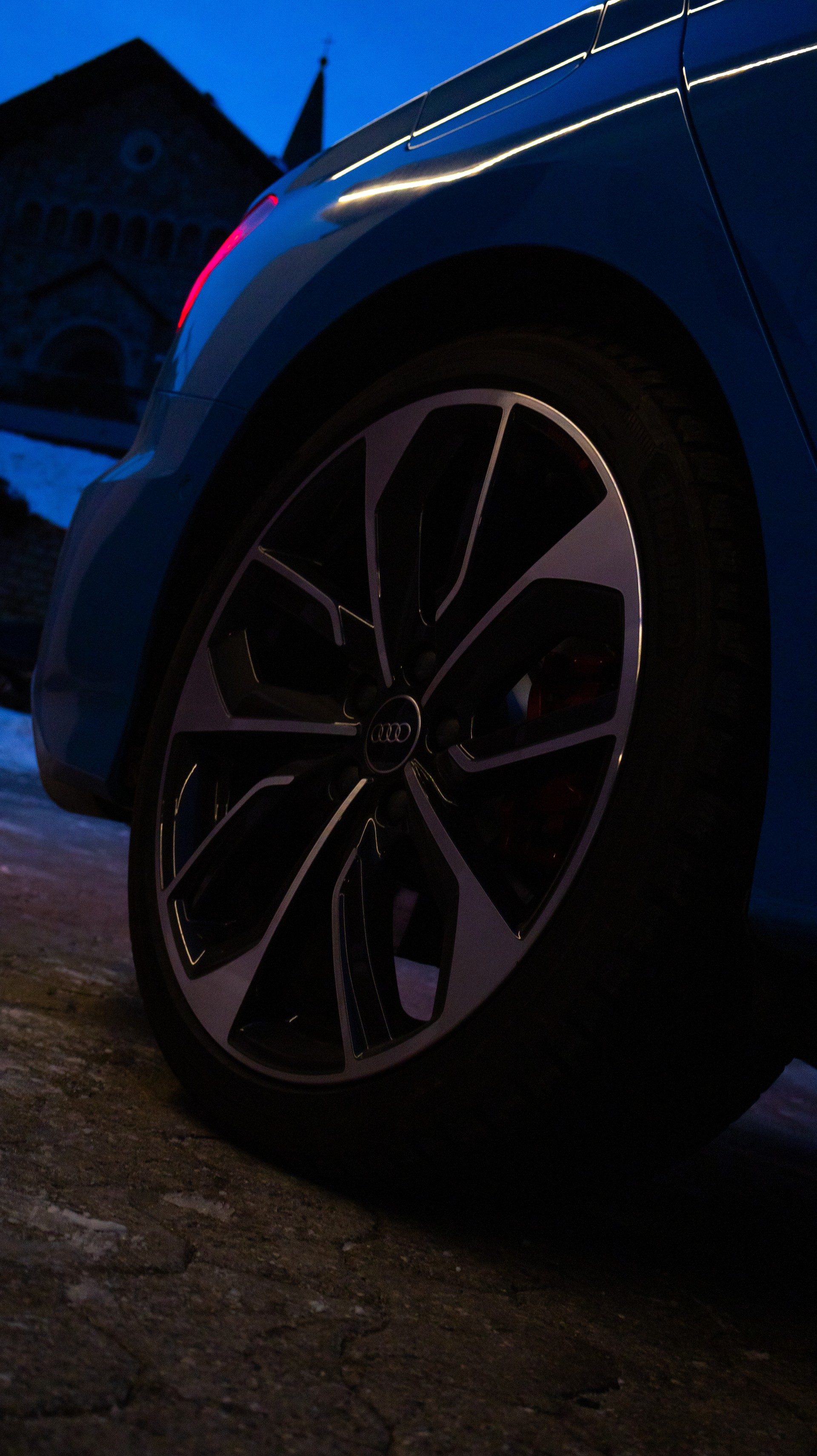 AUDI 2.0 TFSI quattro S-Tronic-image-4