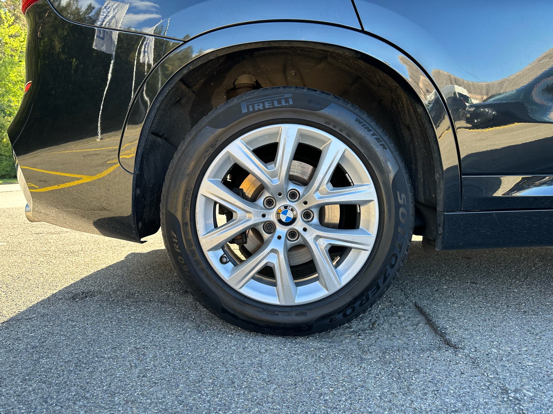 BMW 25d xDrive-image-18