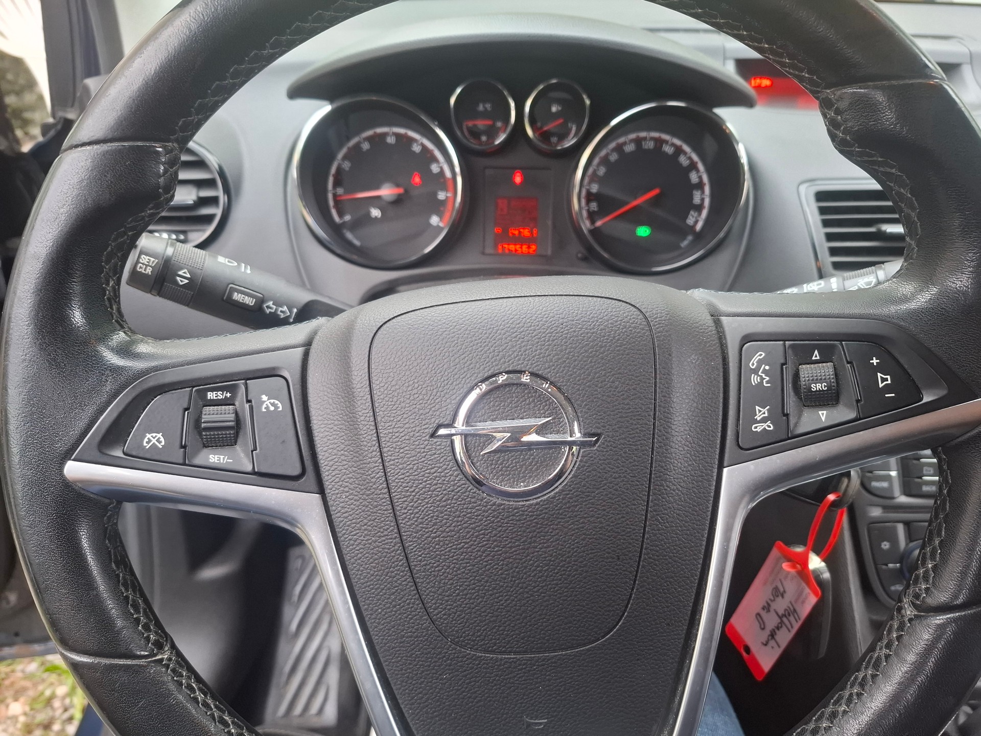 OPEL Meriva 1.4 Turbo Enjoy-image-12