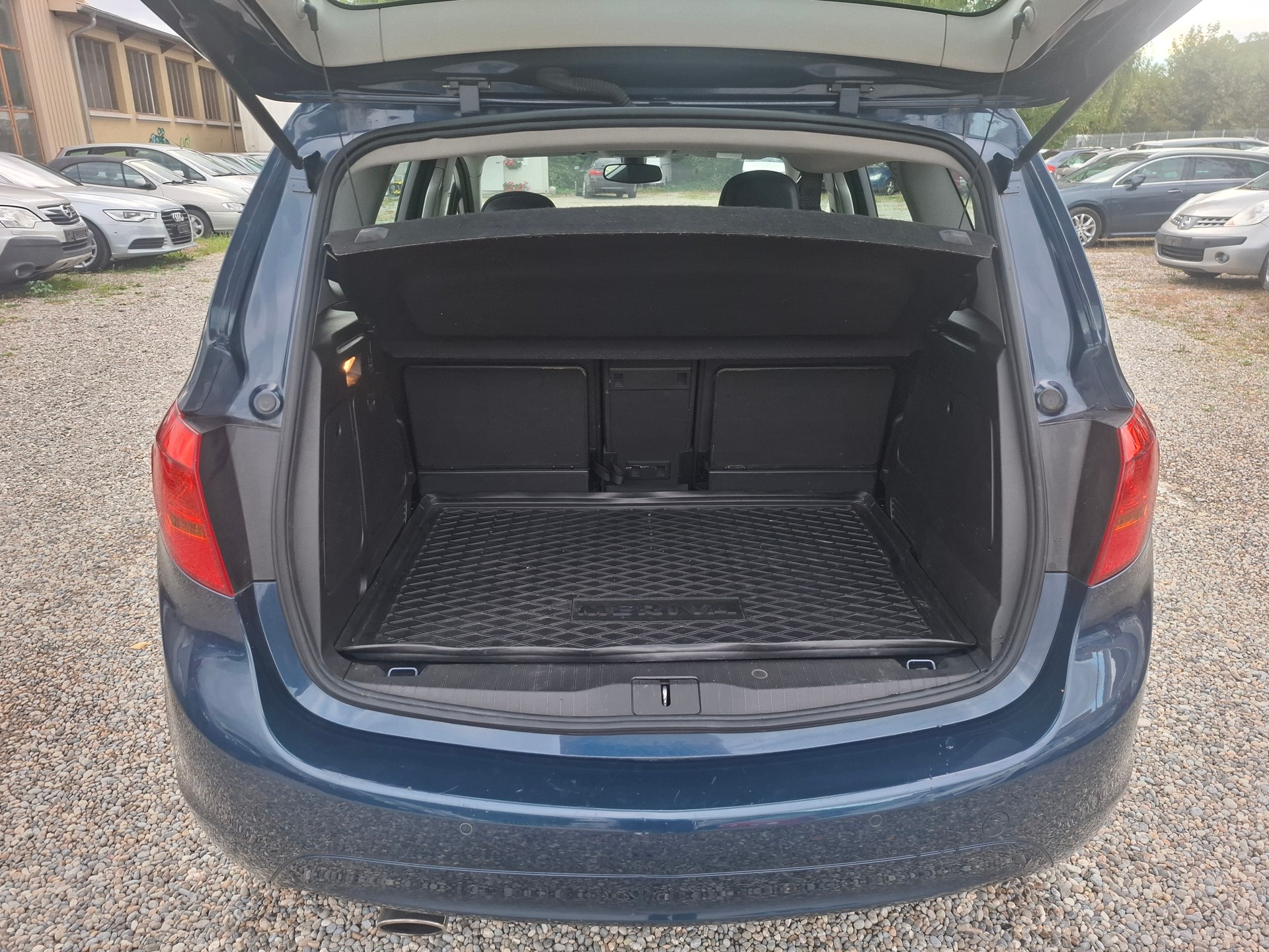 OPEL Meriva 1.4 Turbo Enjoy-image-8