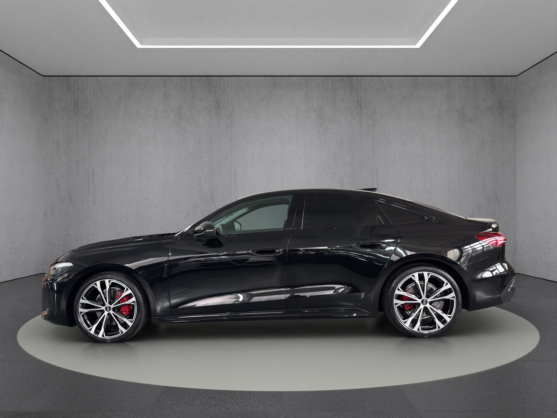 AUDI A5 Limousine 2.0 TFSI S tronic S Line Edition One "Optik Schwarz-20"Alu-Navi"-showroom-element-2