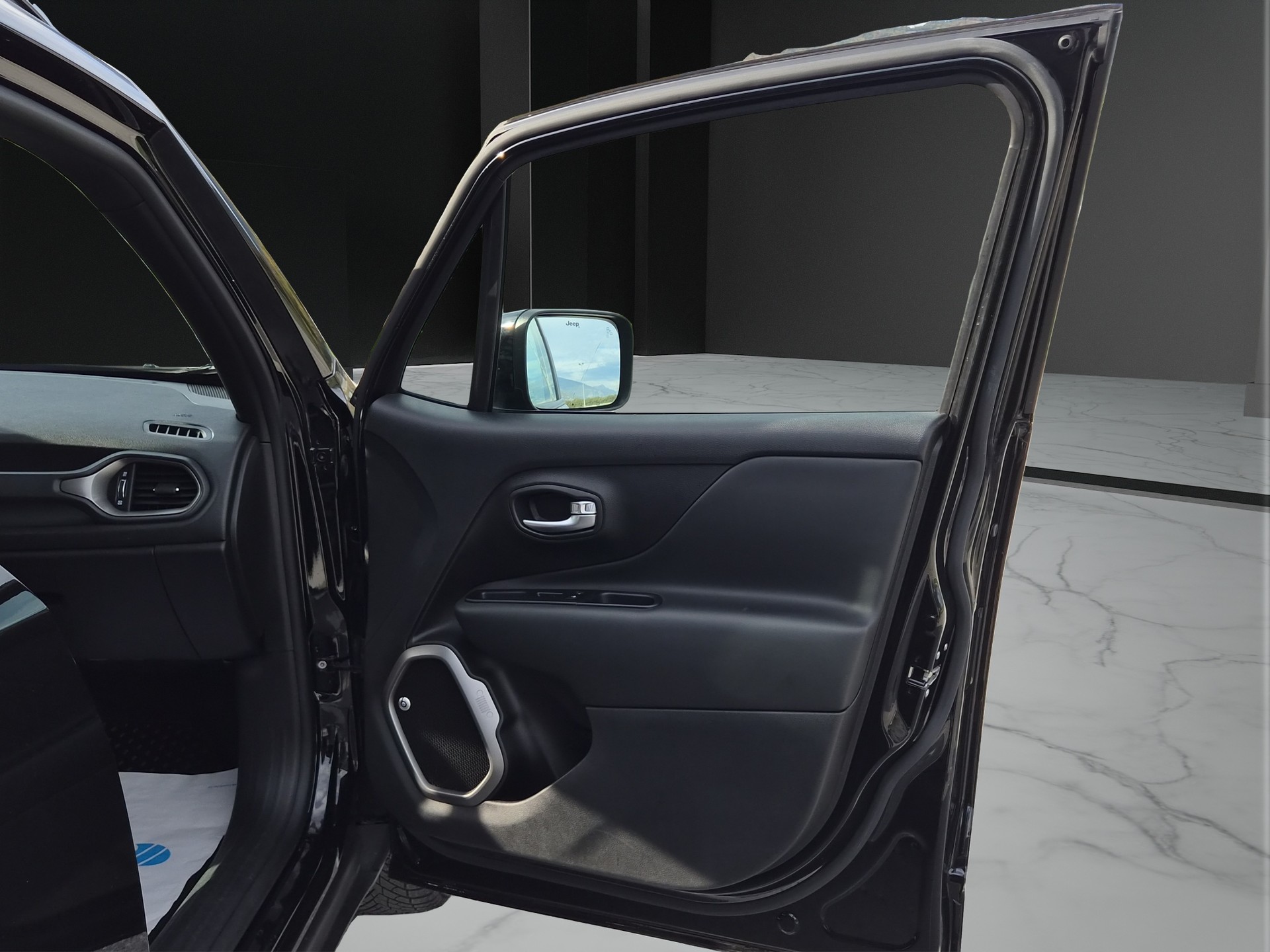 JEEP Renegade 1.3 Turbo S AWD-image-18