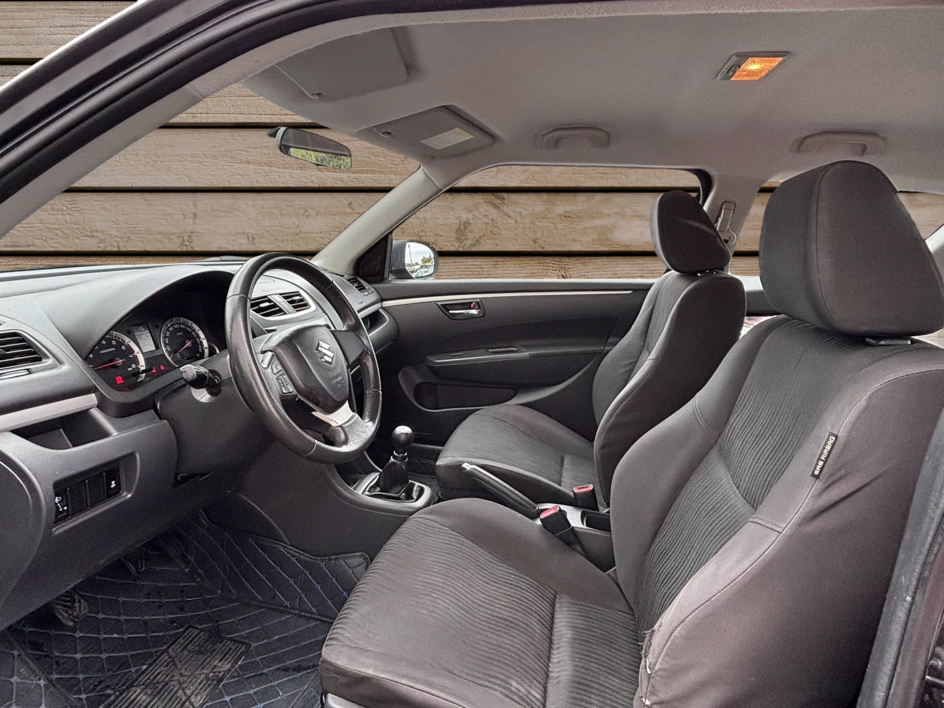 SUZUKI Swift 1.2i 16V GL Top-image-7